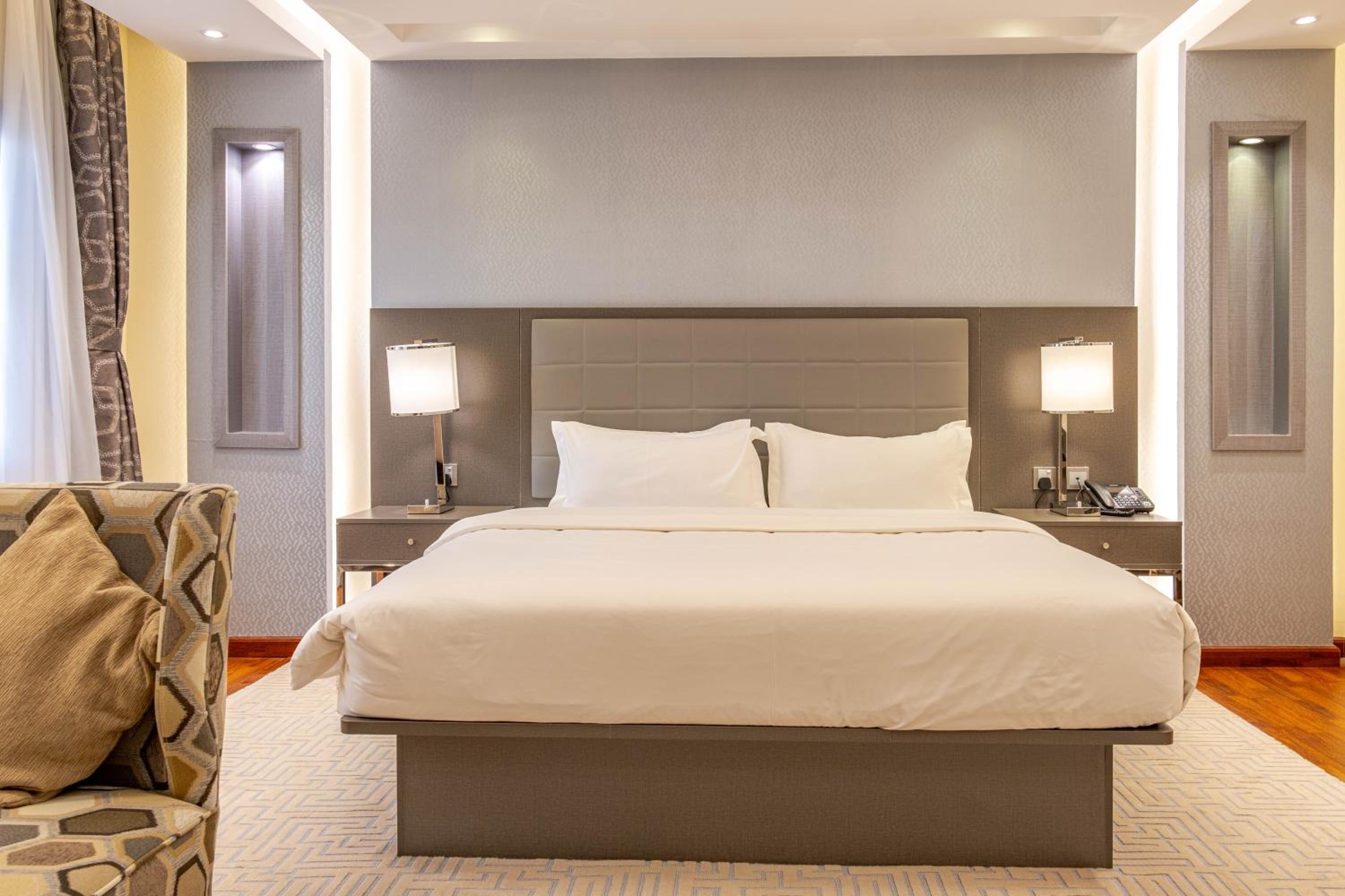 Suite with Spa Bath photo 1