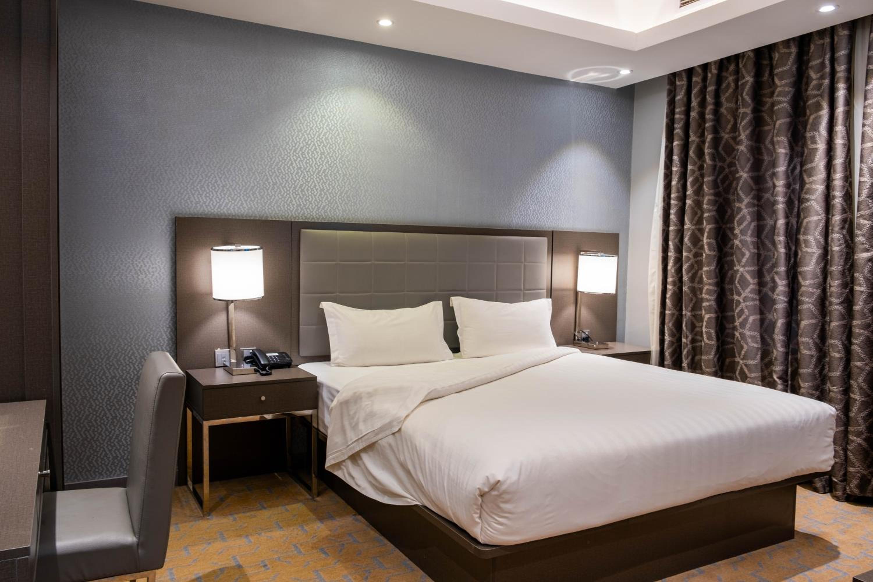 One-Bedroom Suite photo 1