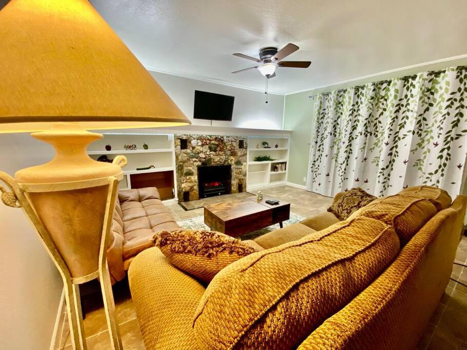 One-Bedroom House
