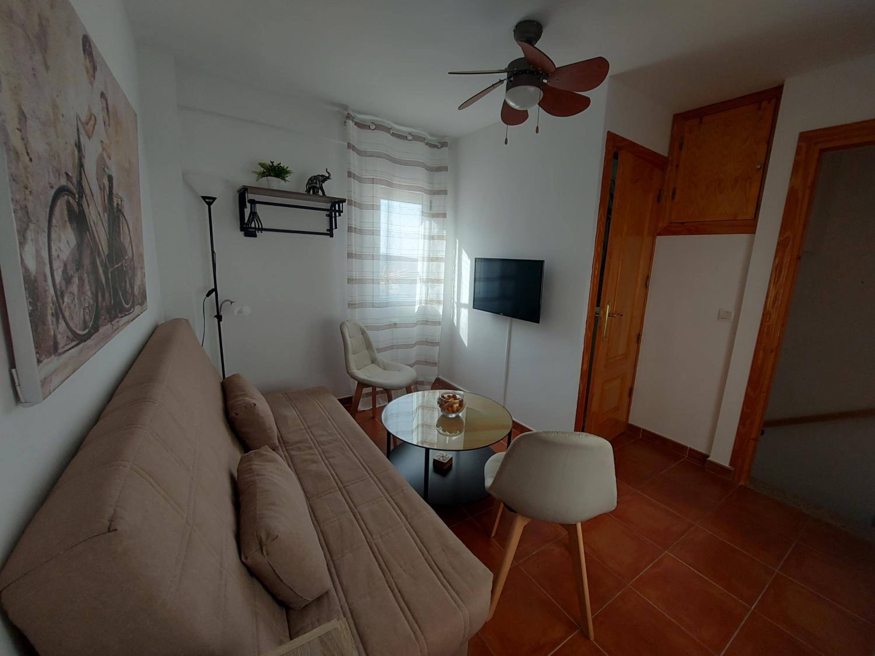 One-Bedroom House photo 3