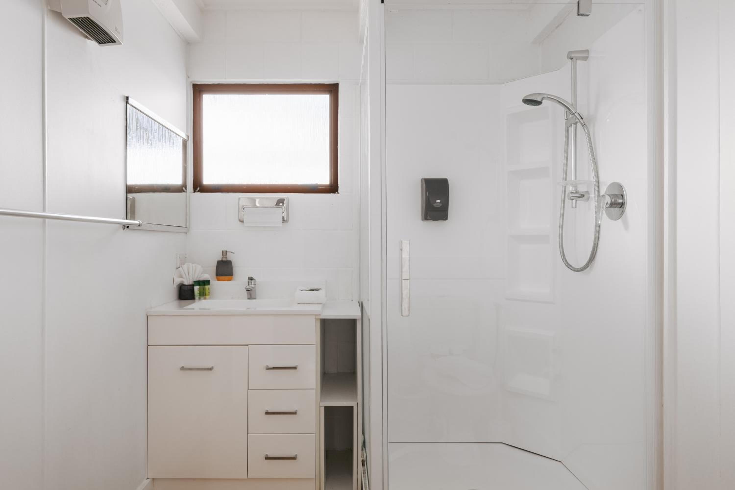 Two-Bedroom Apartment (With Aircon) photo 1