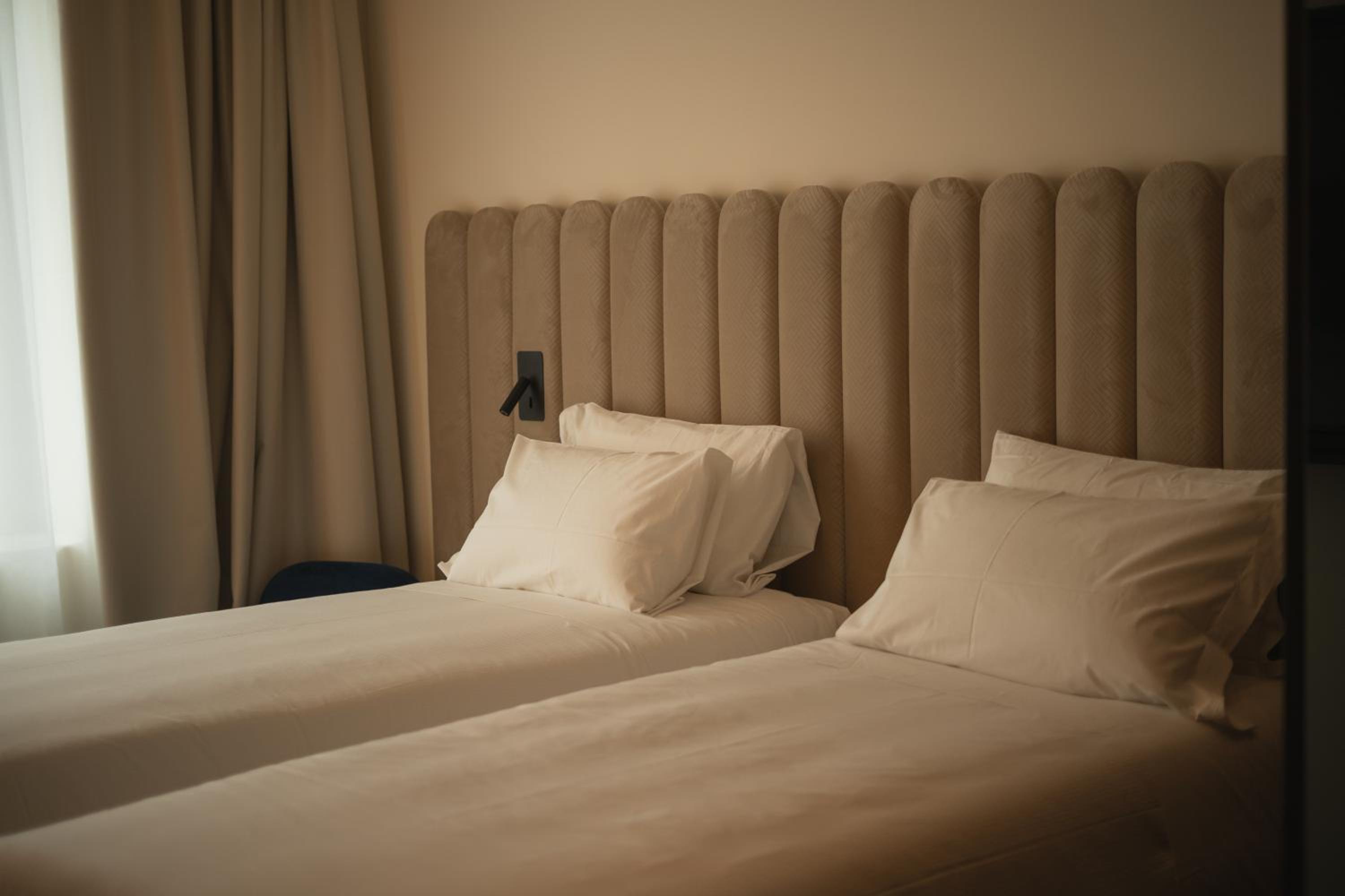Tribe Essential Twin Room - Photo 6