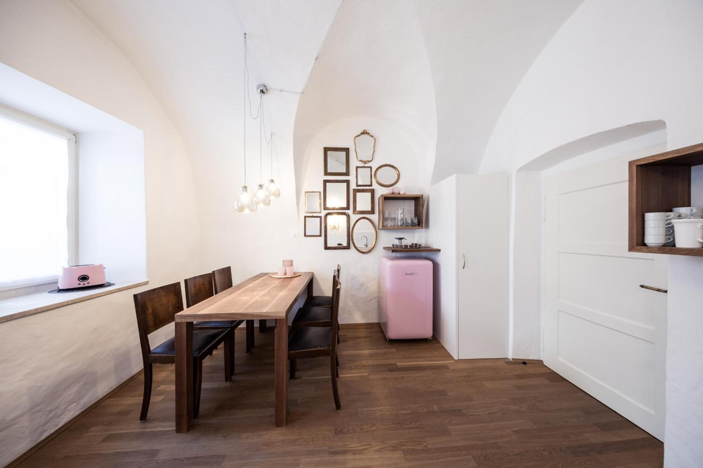 Deluxe Apartment photo 3