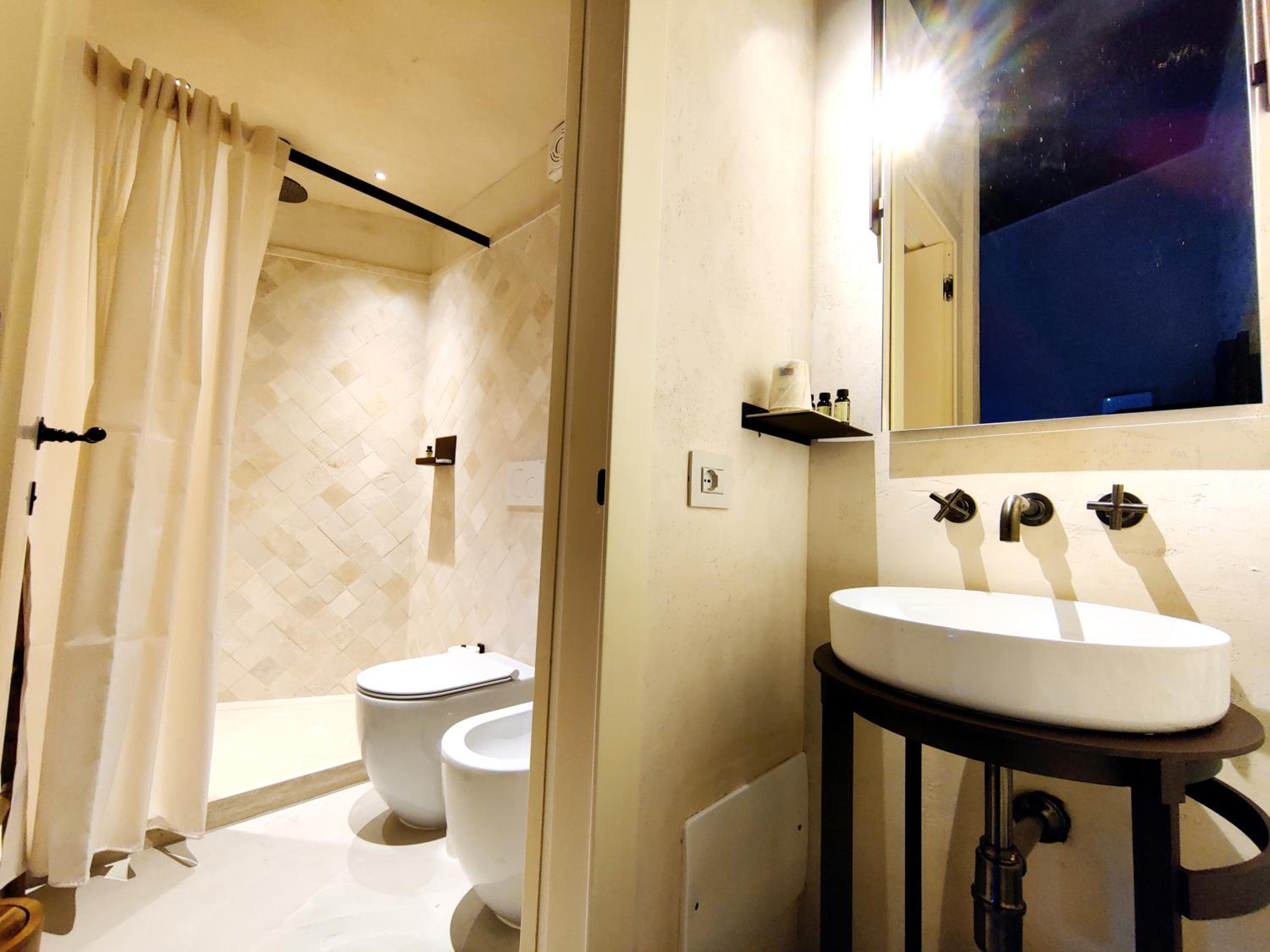 Superior Double Room - Photo 10