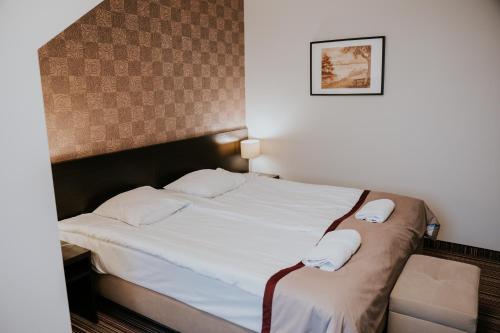 Deluxe Double Room (2 Adults + 1 Child) photo 3
