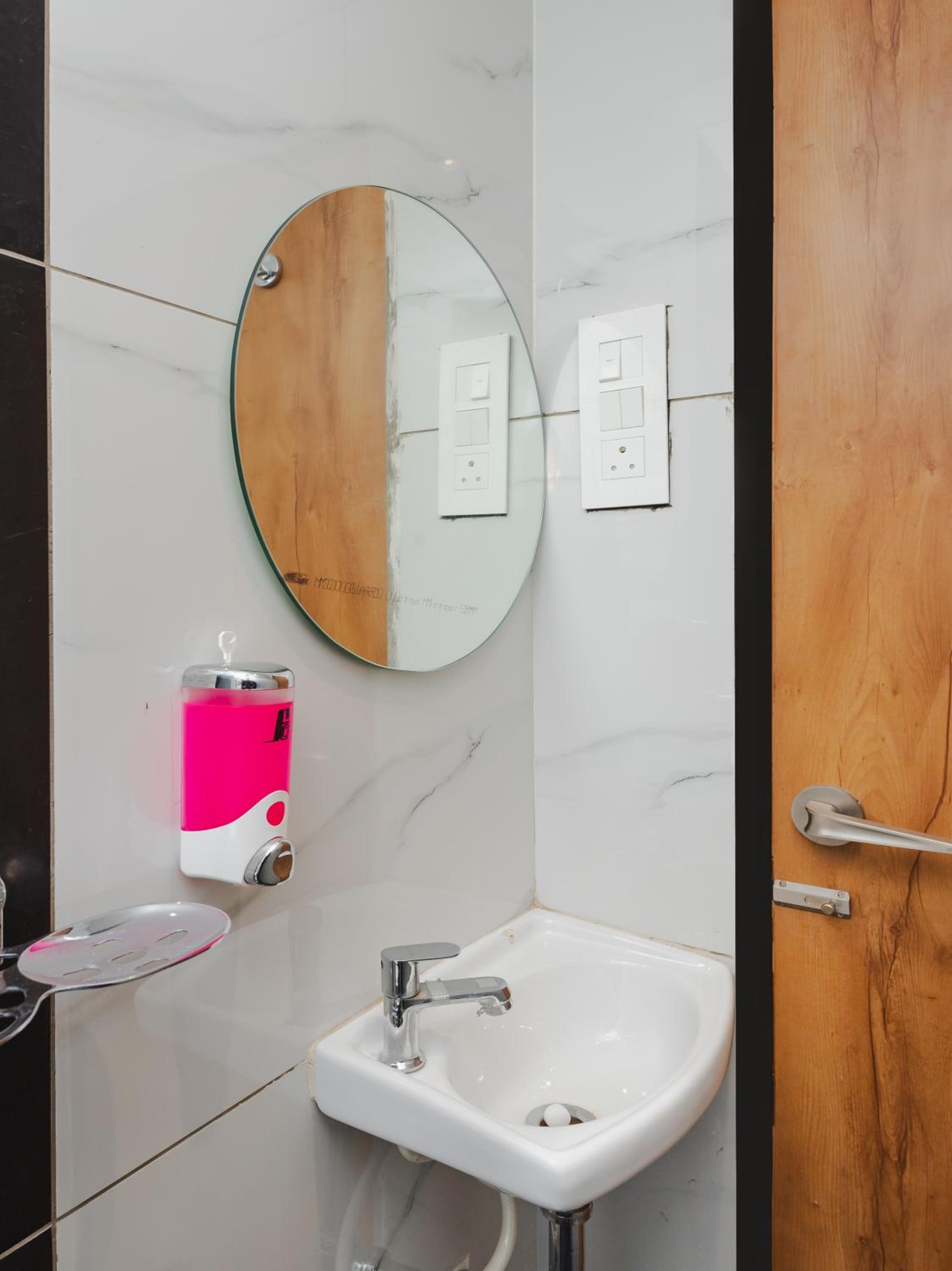 Deluxe Double Room - Photo 2