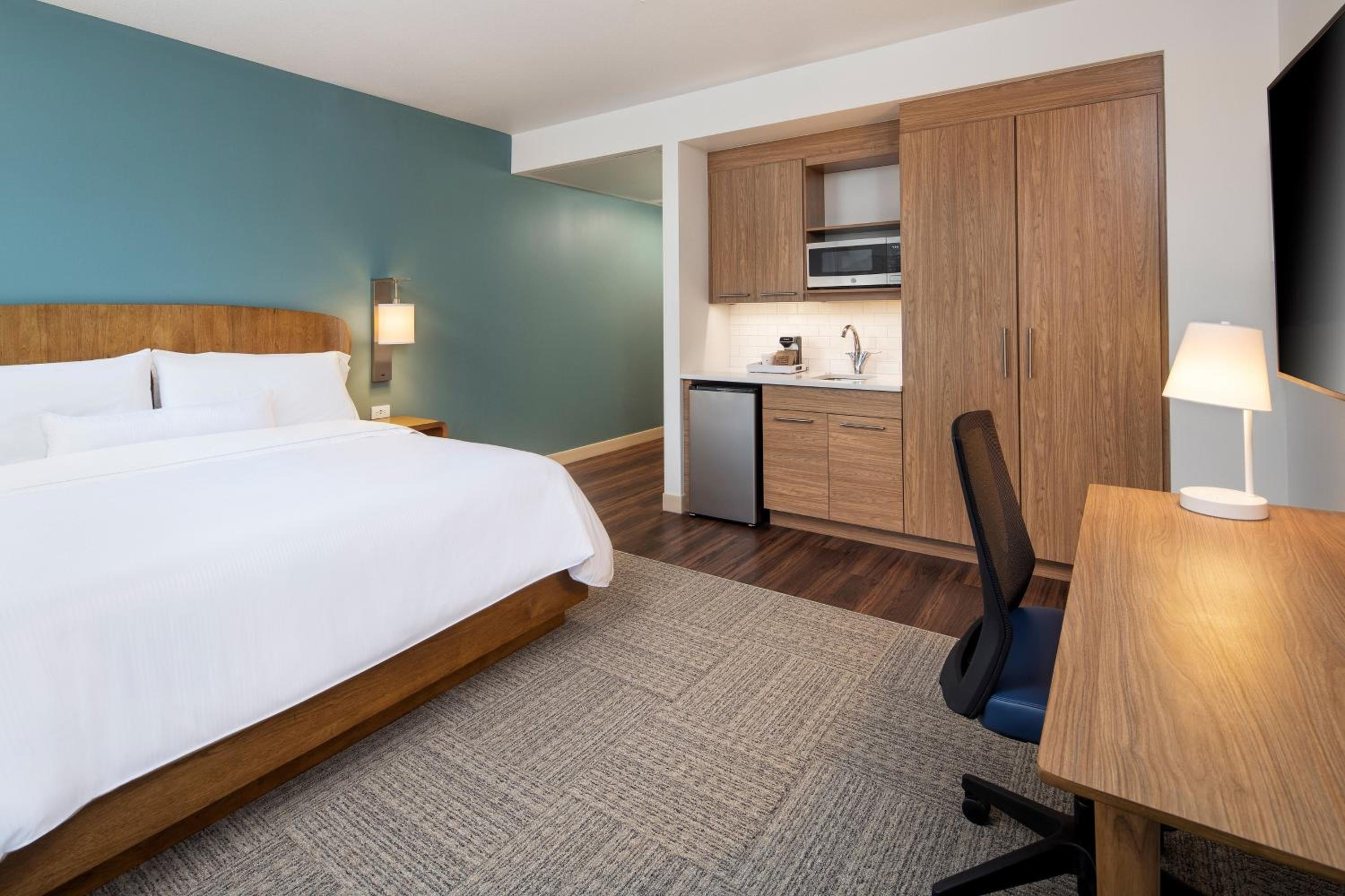 Standard, Guest room, 1 King at Element Minneapolis Downtown North Loop in Minneapolis