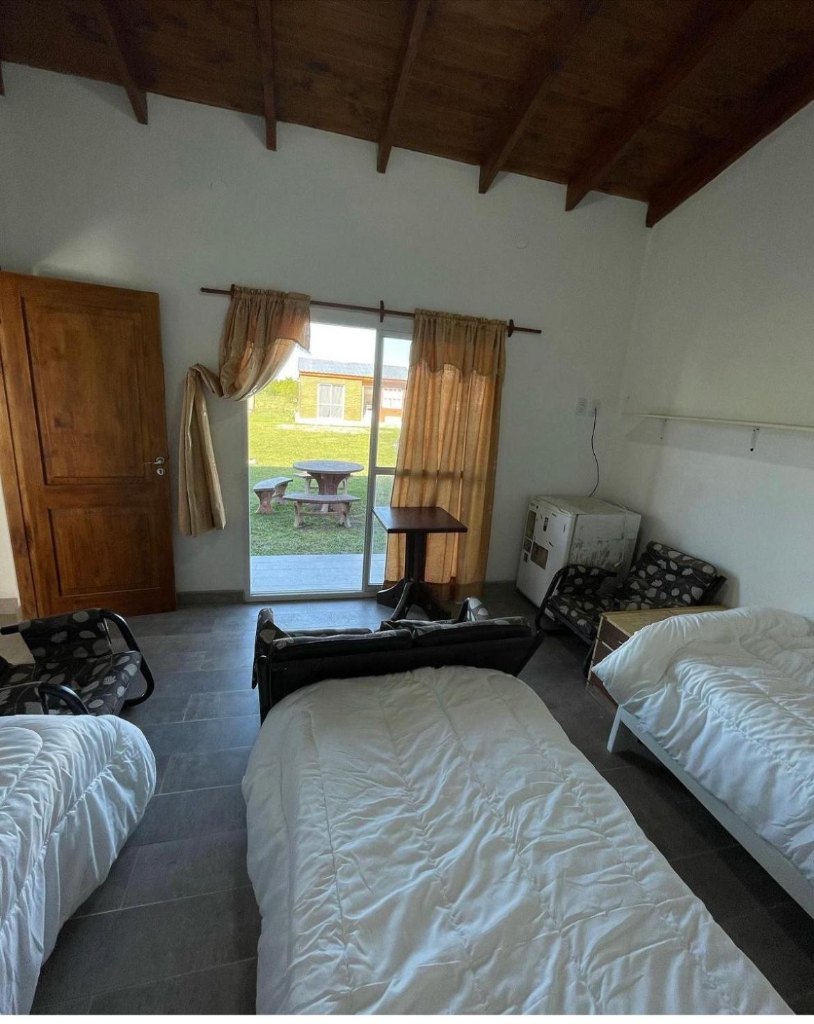One-Bedroom House photo 1