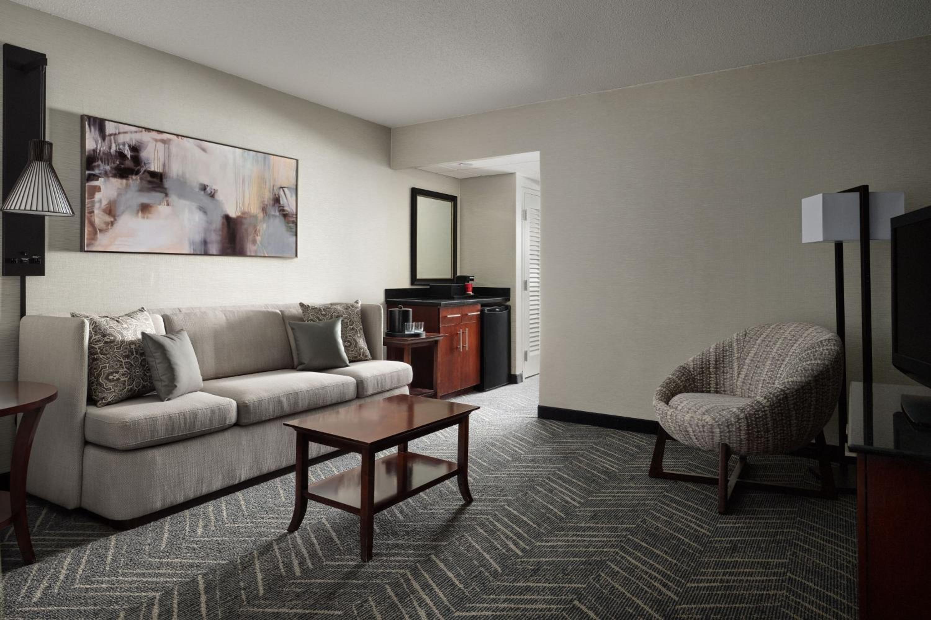 Double Room with 2 Double Beds and Sofa Bed - Photo 1