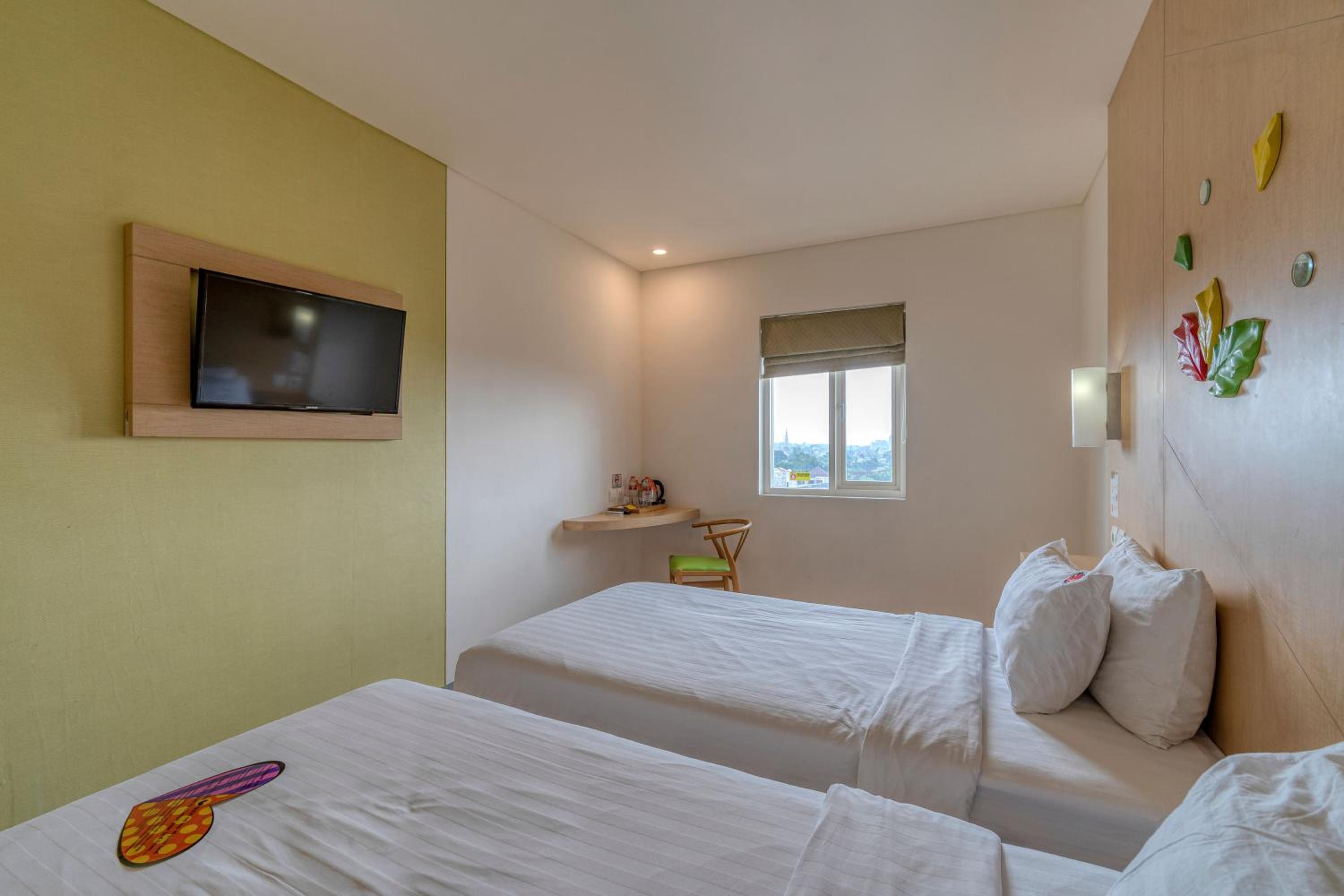 Ascent Super Room (room only) - Photo 1
