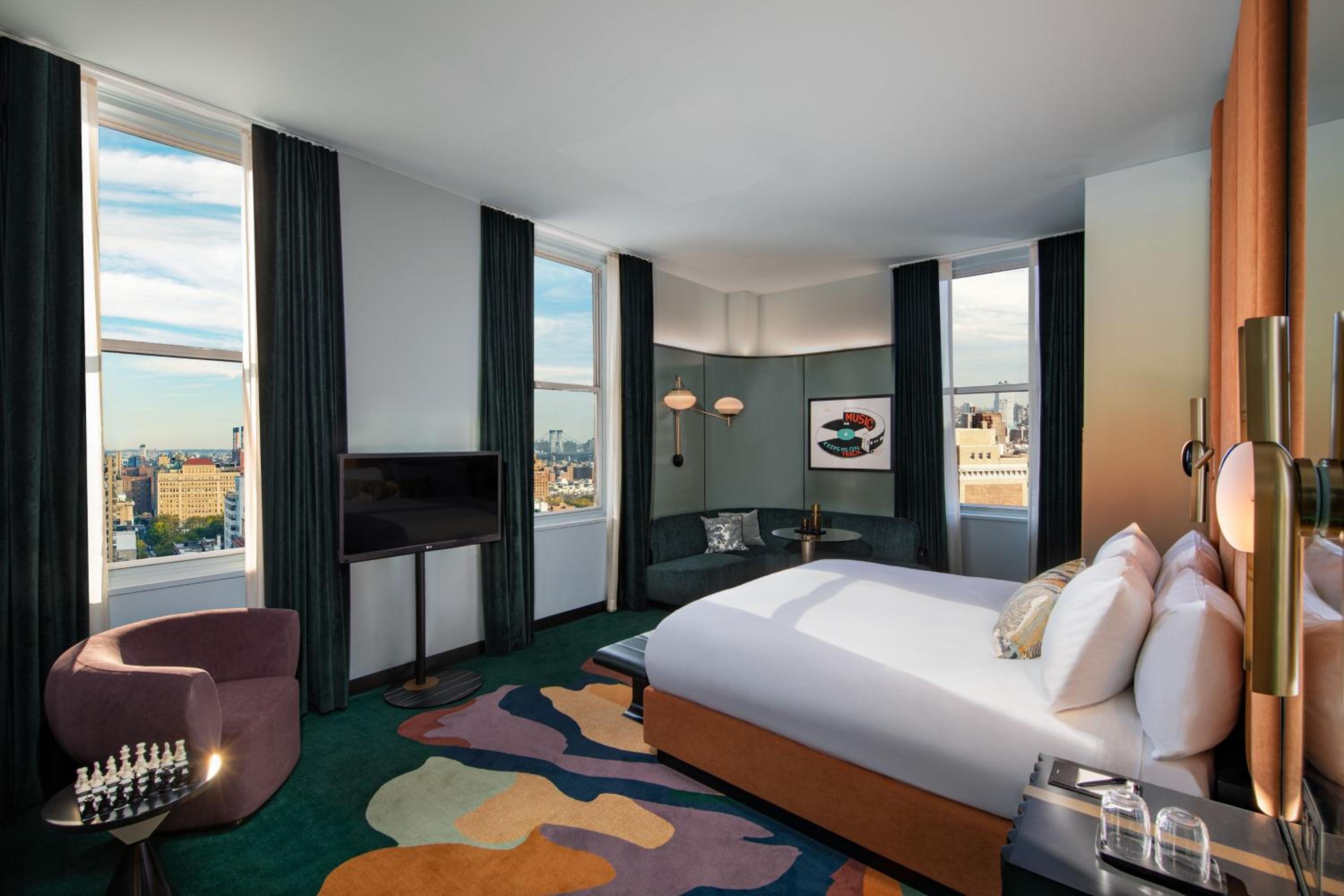 Premier Deluxe King Room with Park View