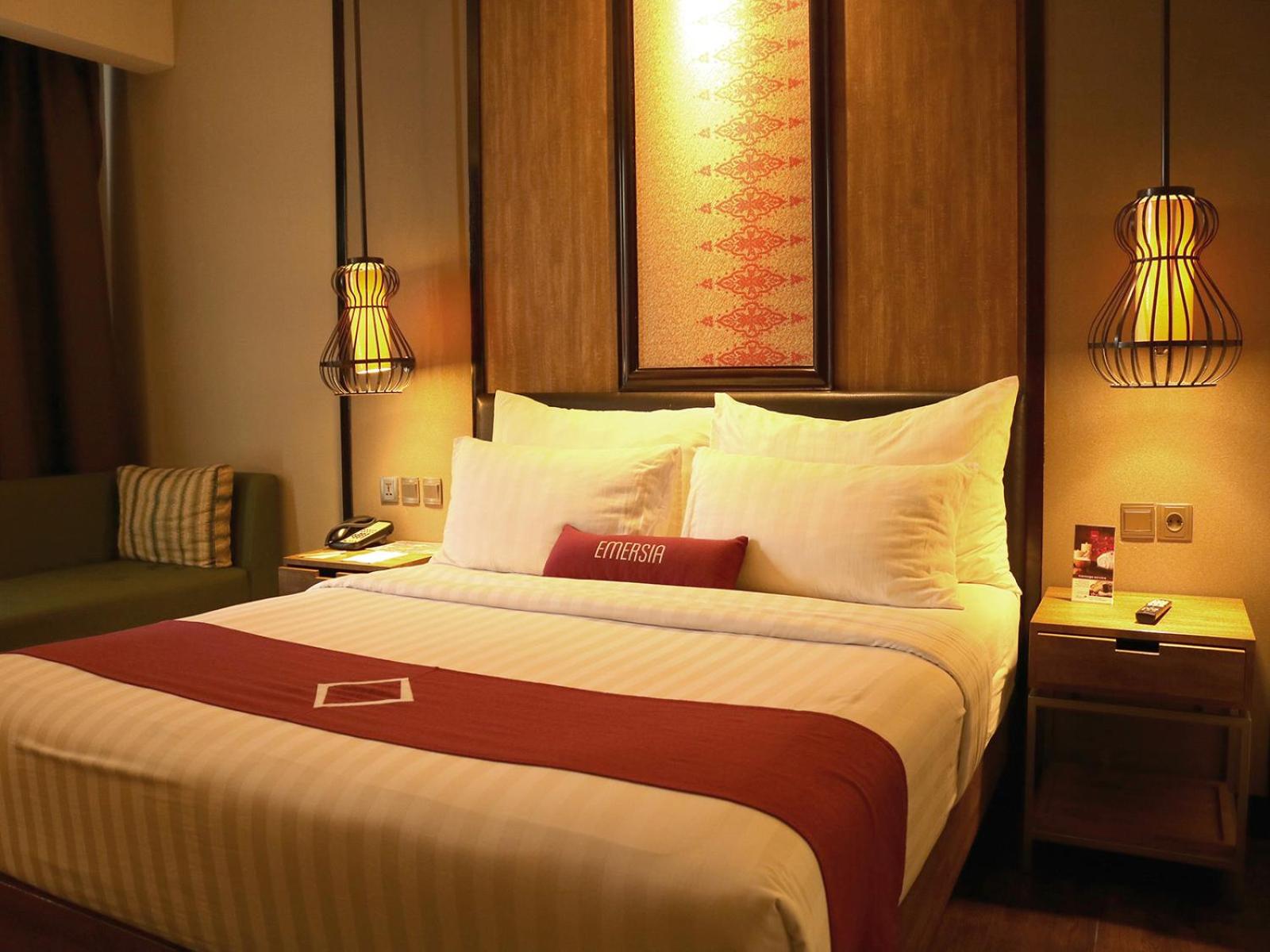 Deluxe King Room - Photo 4