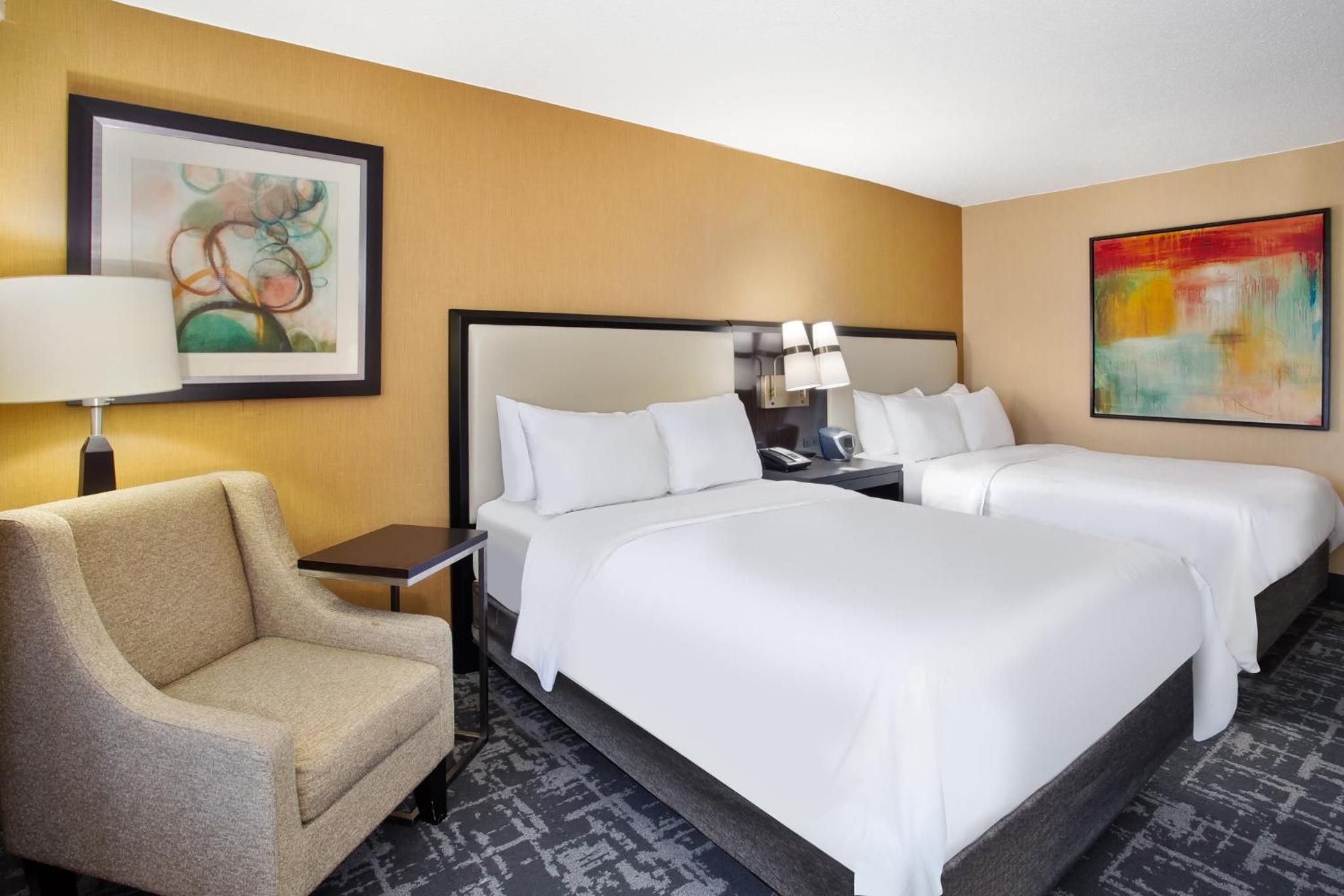 Standard Double Room with Two Double Beds - Photo 3