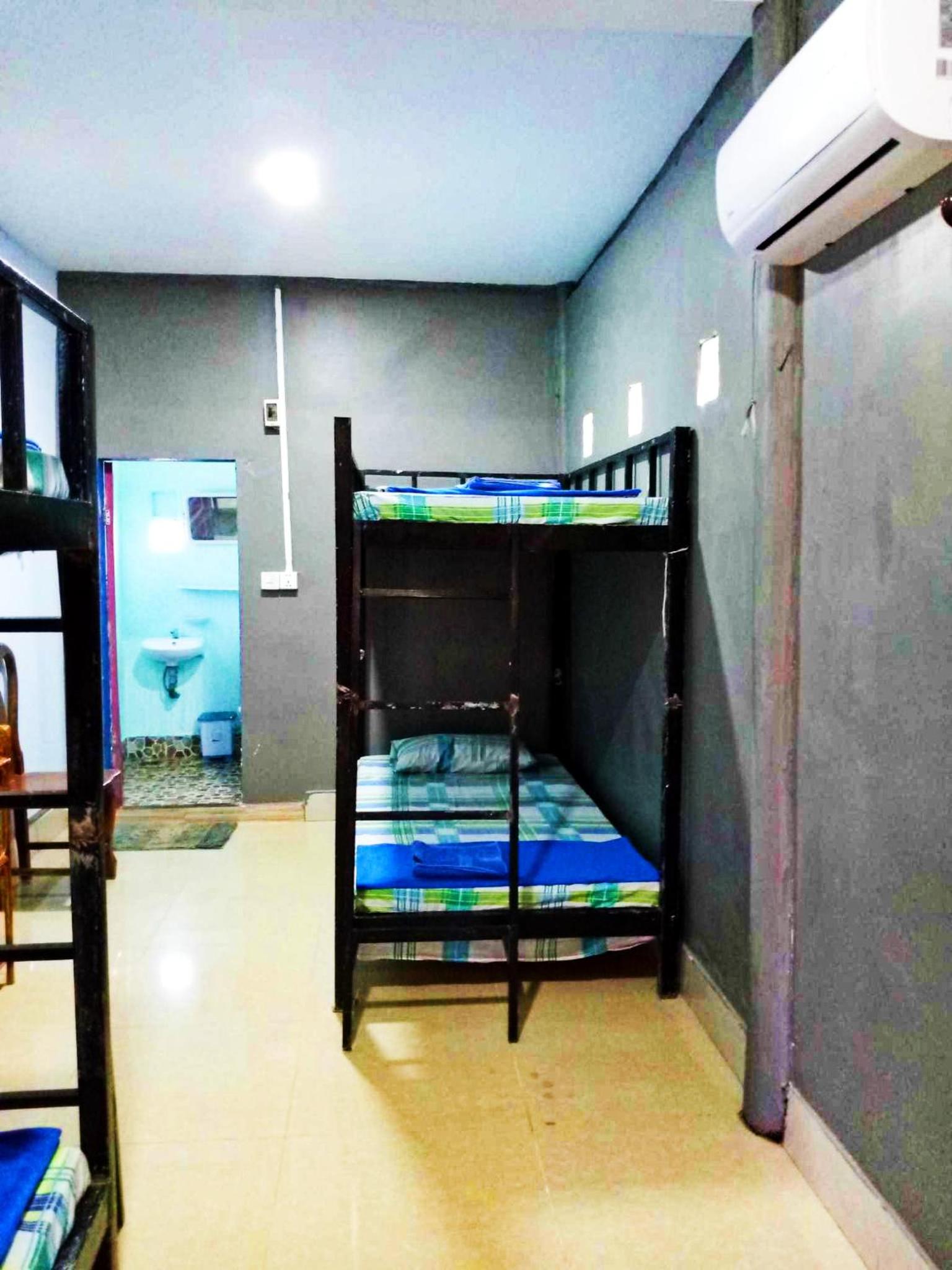 Deluxe Twin Room photo 2