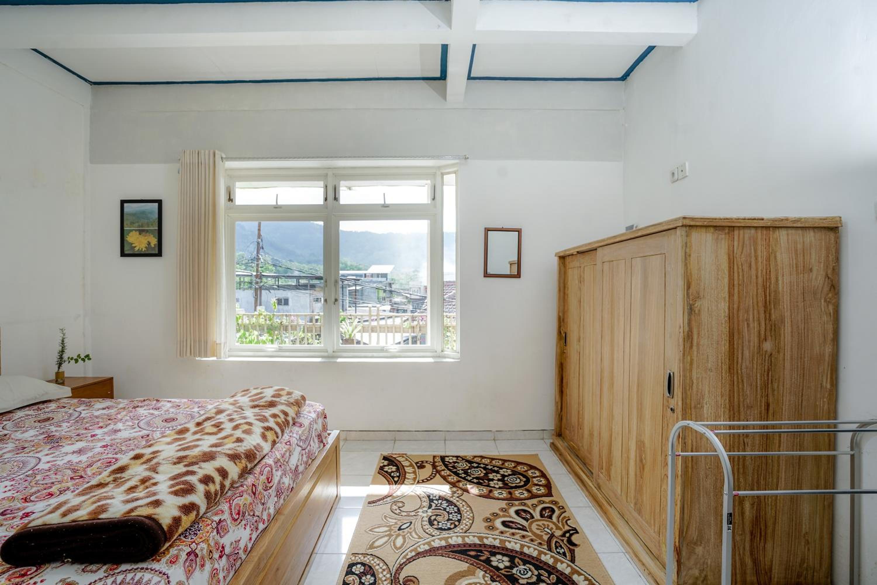 Deluxe Room - Photo 8