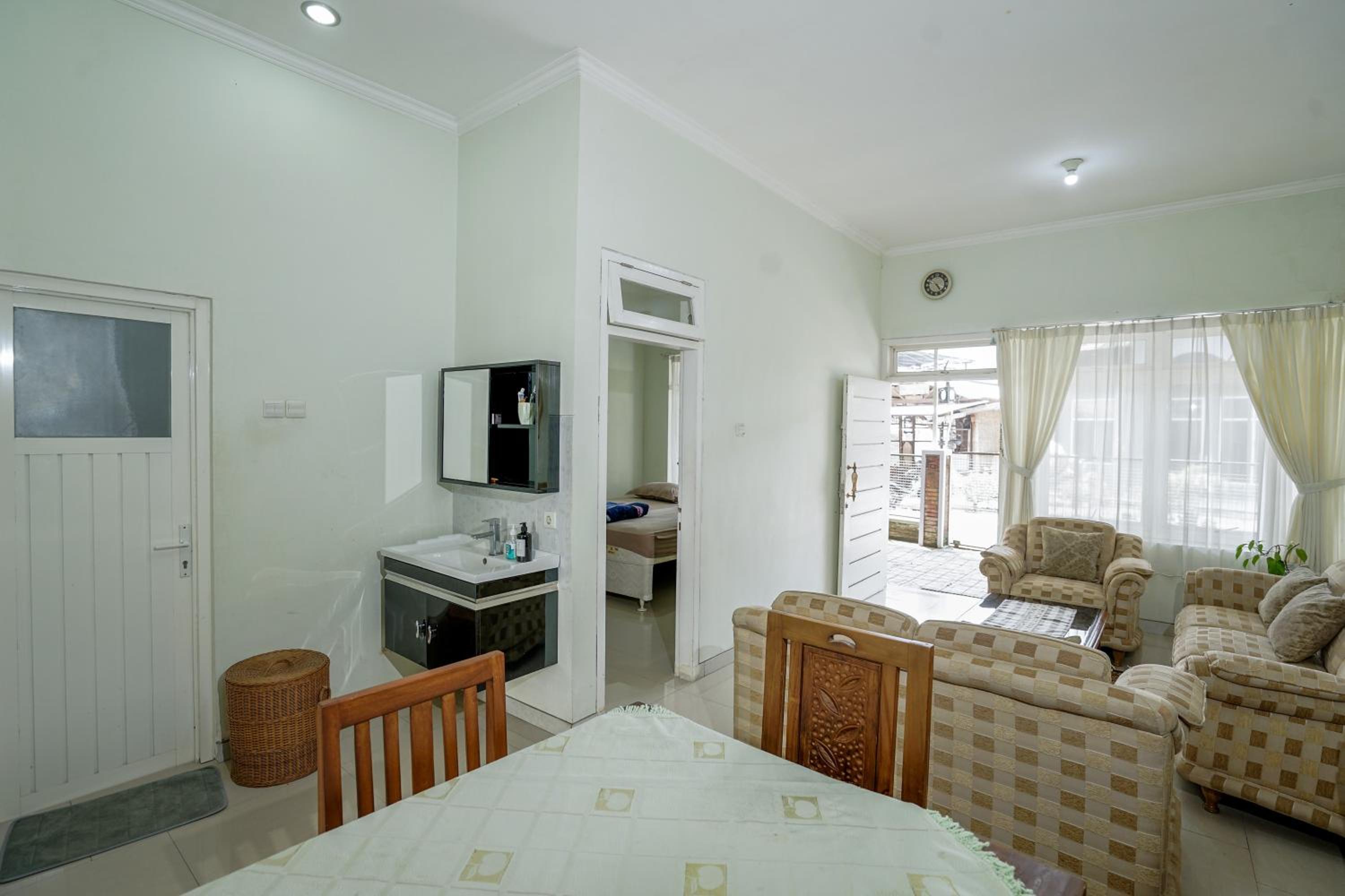 Two-Bedroom Villa - Photo 22