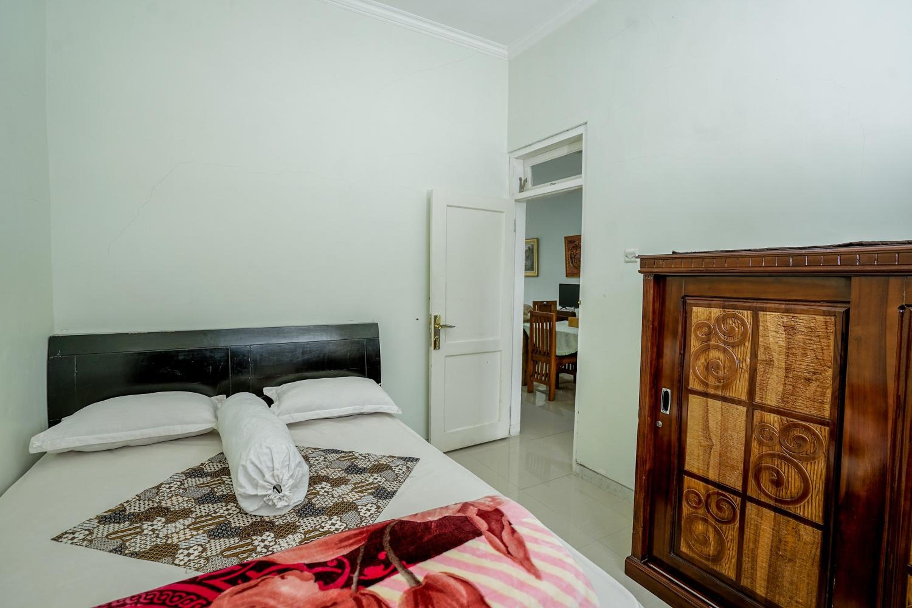 Two-Bedroom Villa - Photo 1