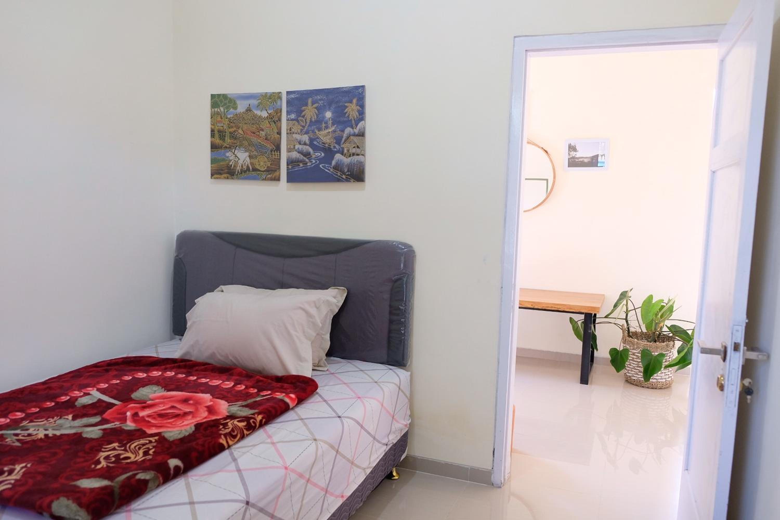 Two-Bedroom Villa - Photo 8