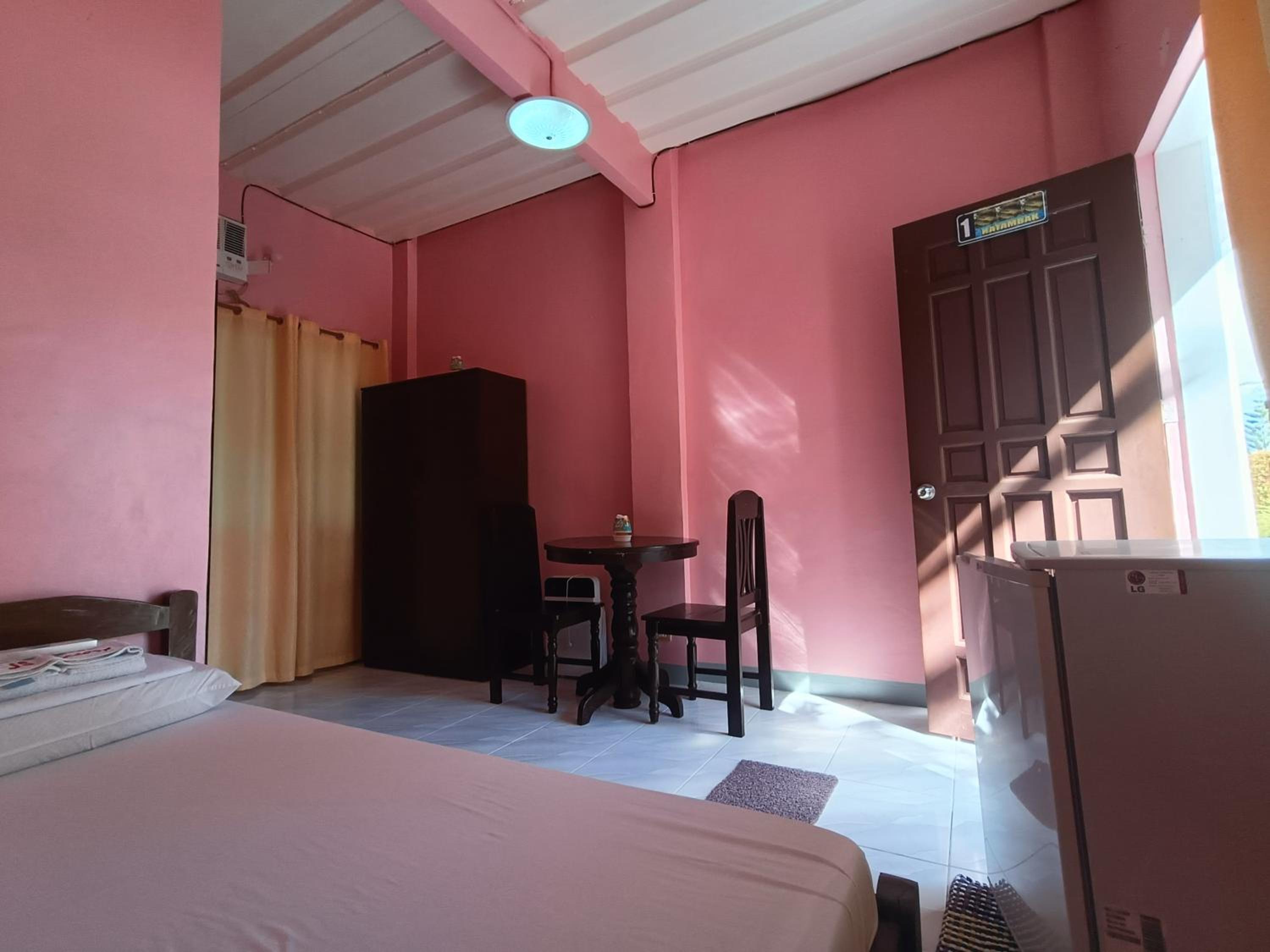 Standard Double Room - Photo 6