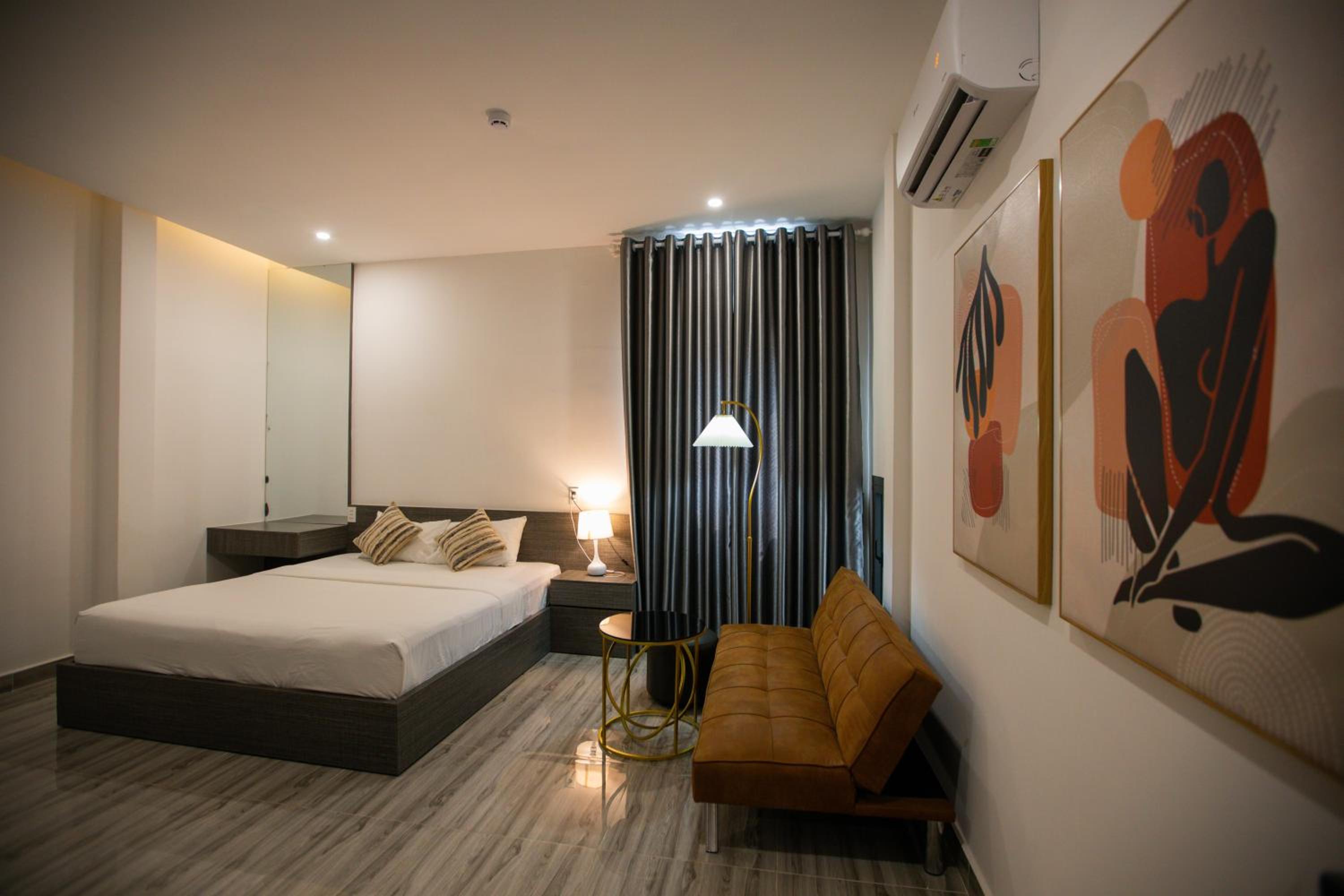 Superior King Room