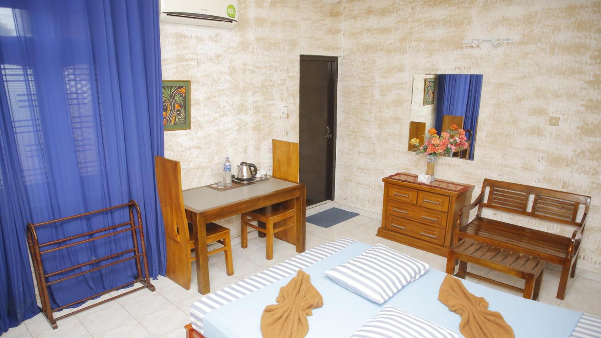 Double Room With Private Bathroom photo 1