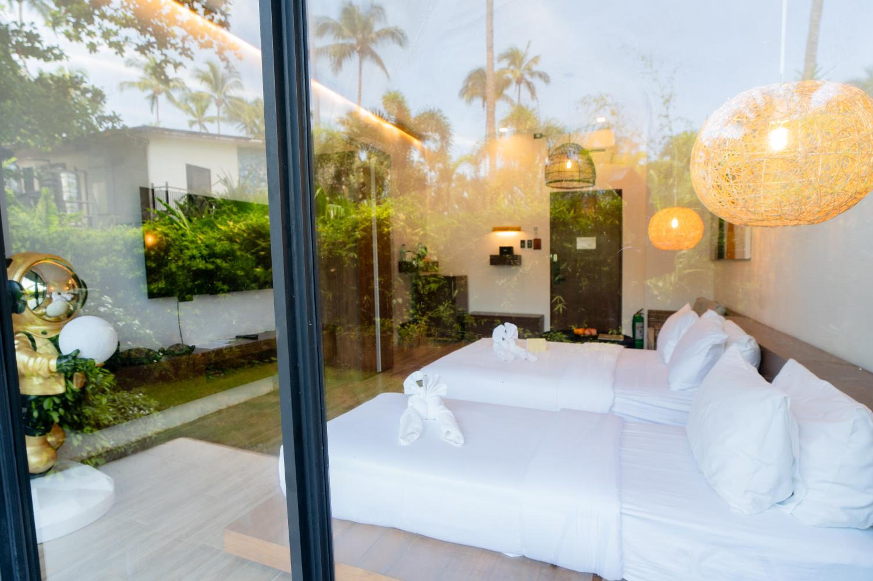Deluxe Twin Room With Garden - Photo 3