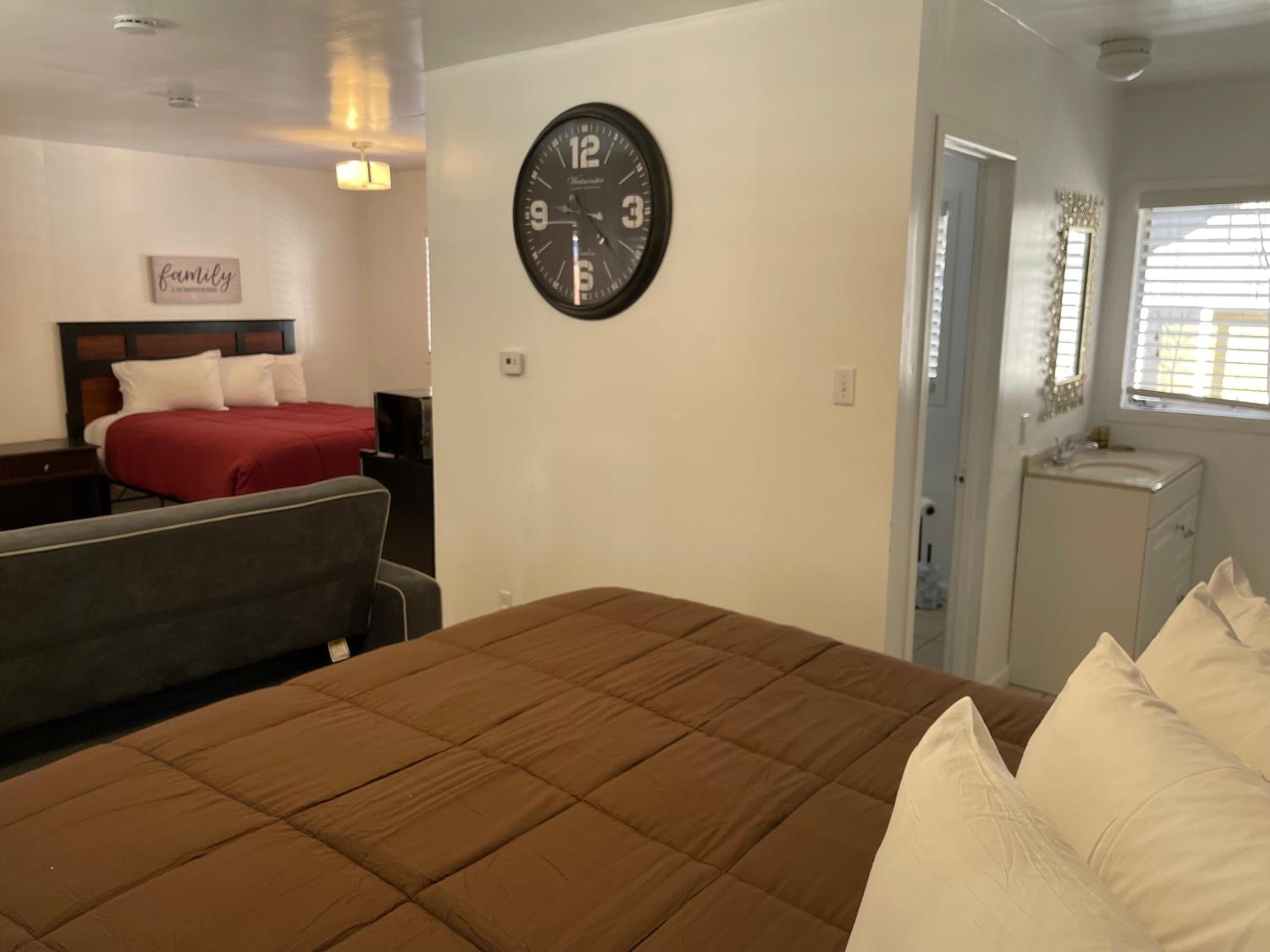 Family Suite - Photo 6
