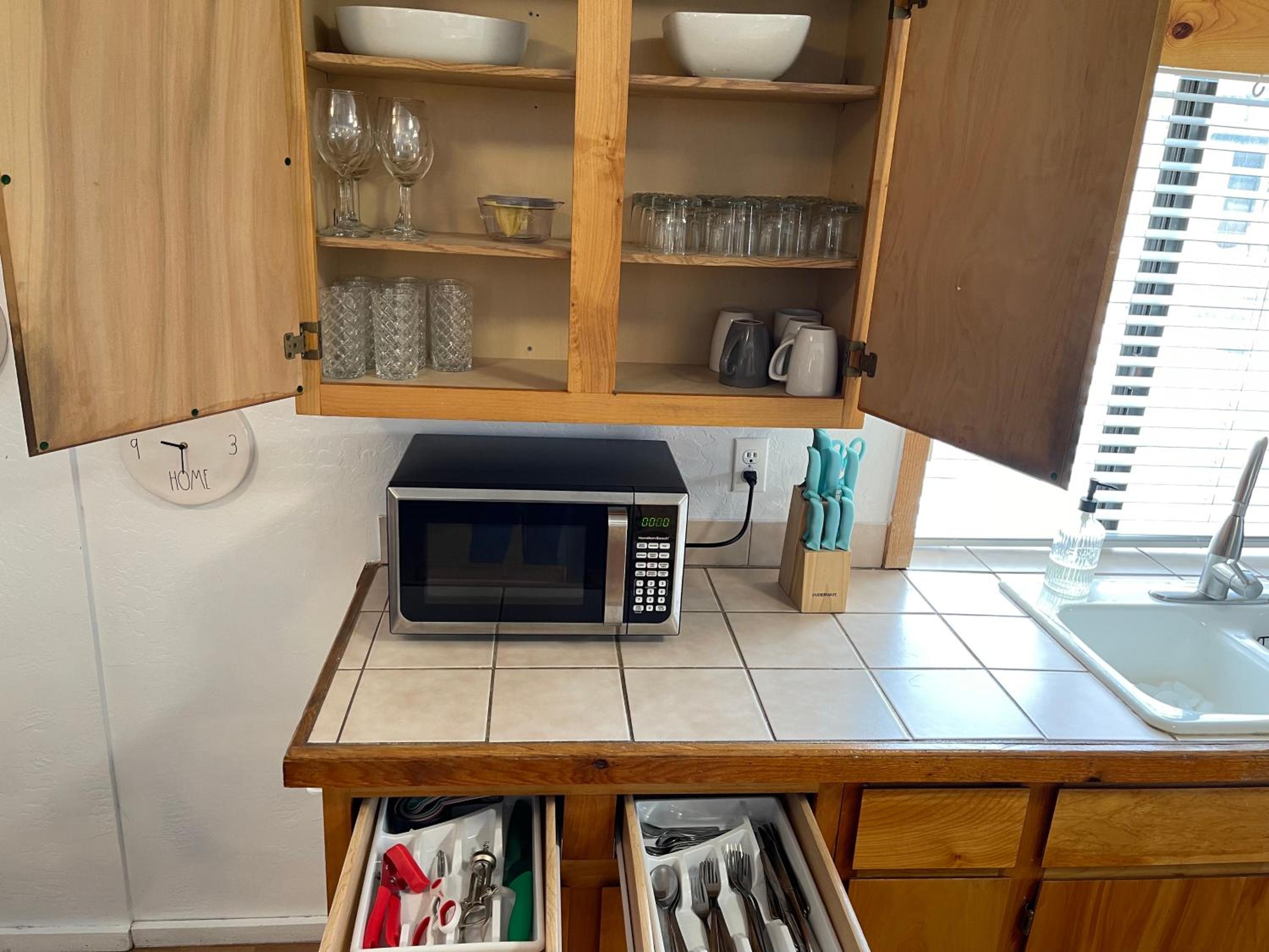 Three-Bedroom Apartment - Photo 17