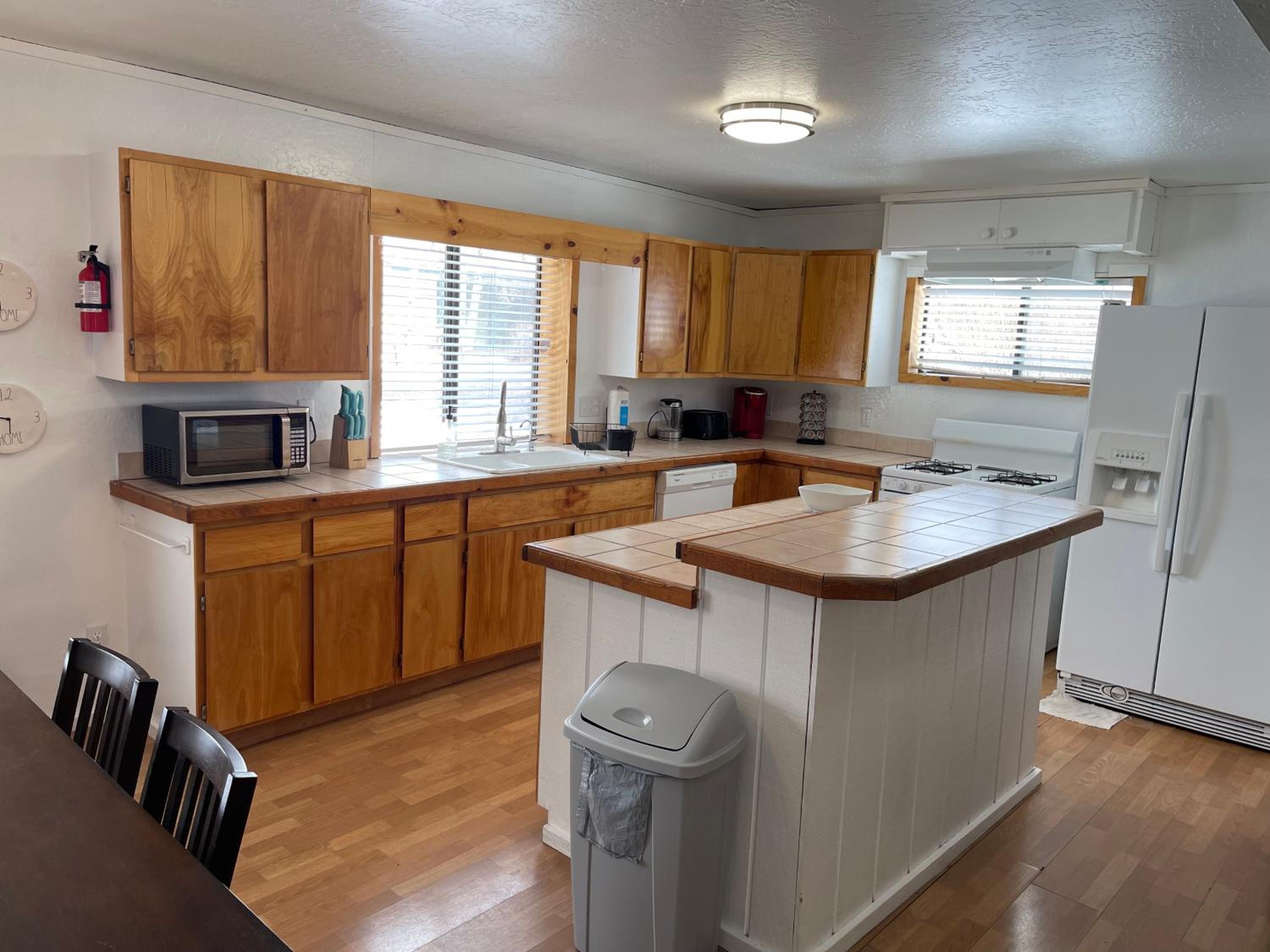 Three-Bedroom Apartment - Photo 2