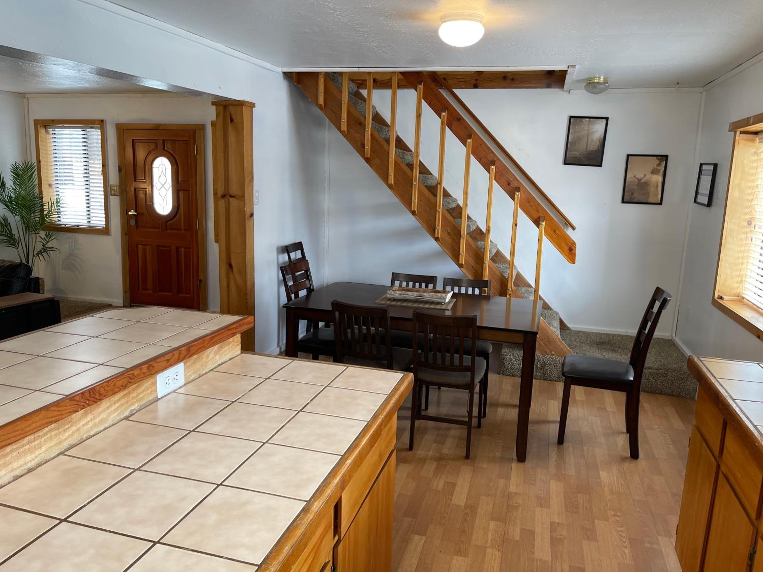 Three-Bedroom Apartment - Photo 16