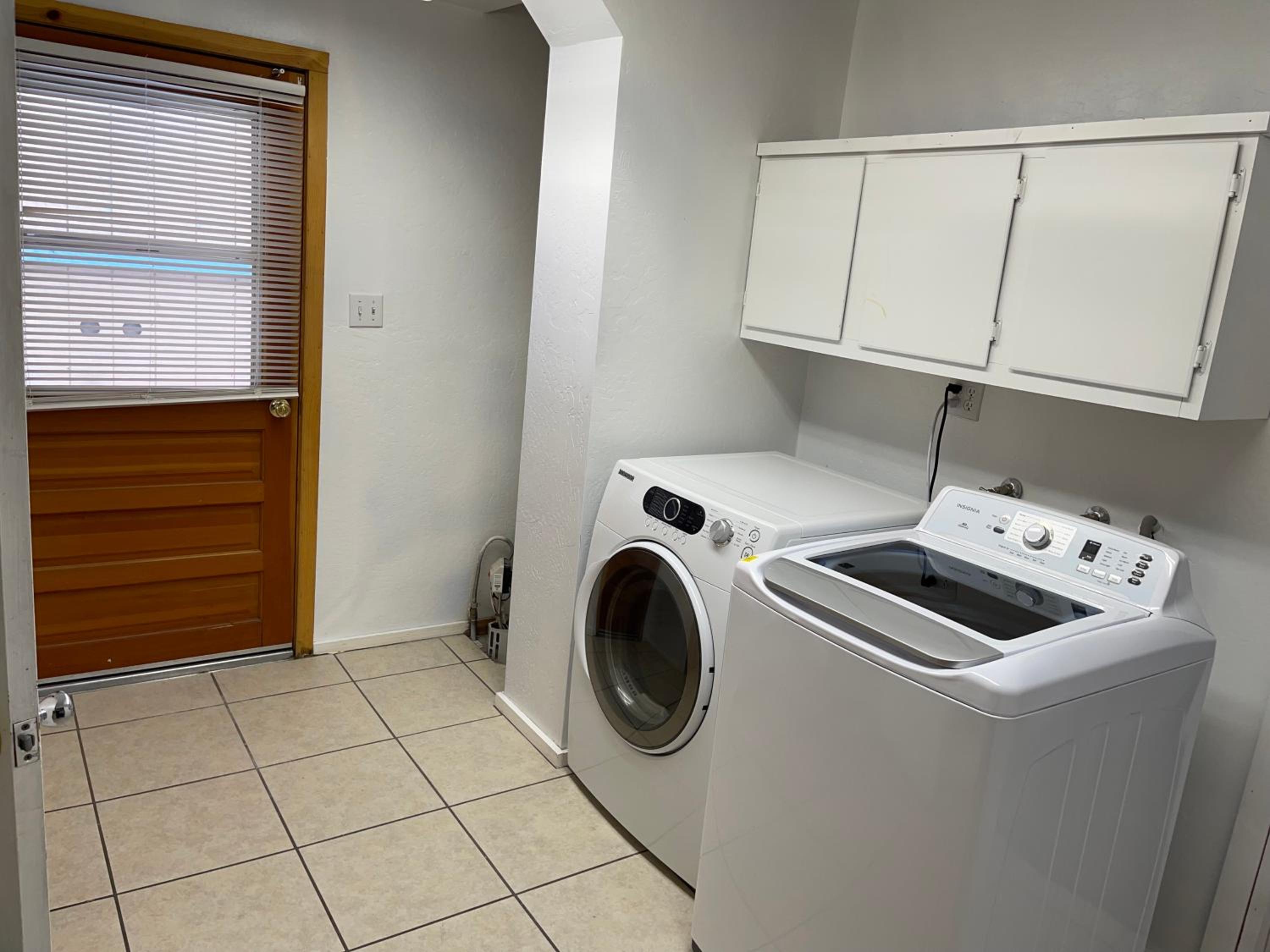 Three-Bedroom Apartment - Photo 7