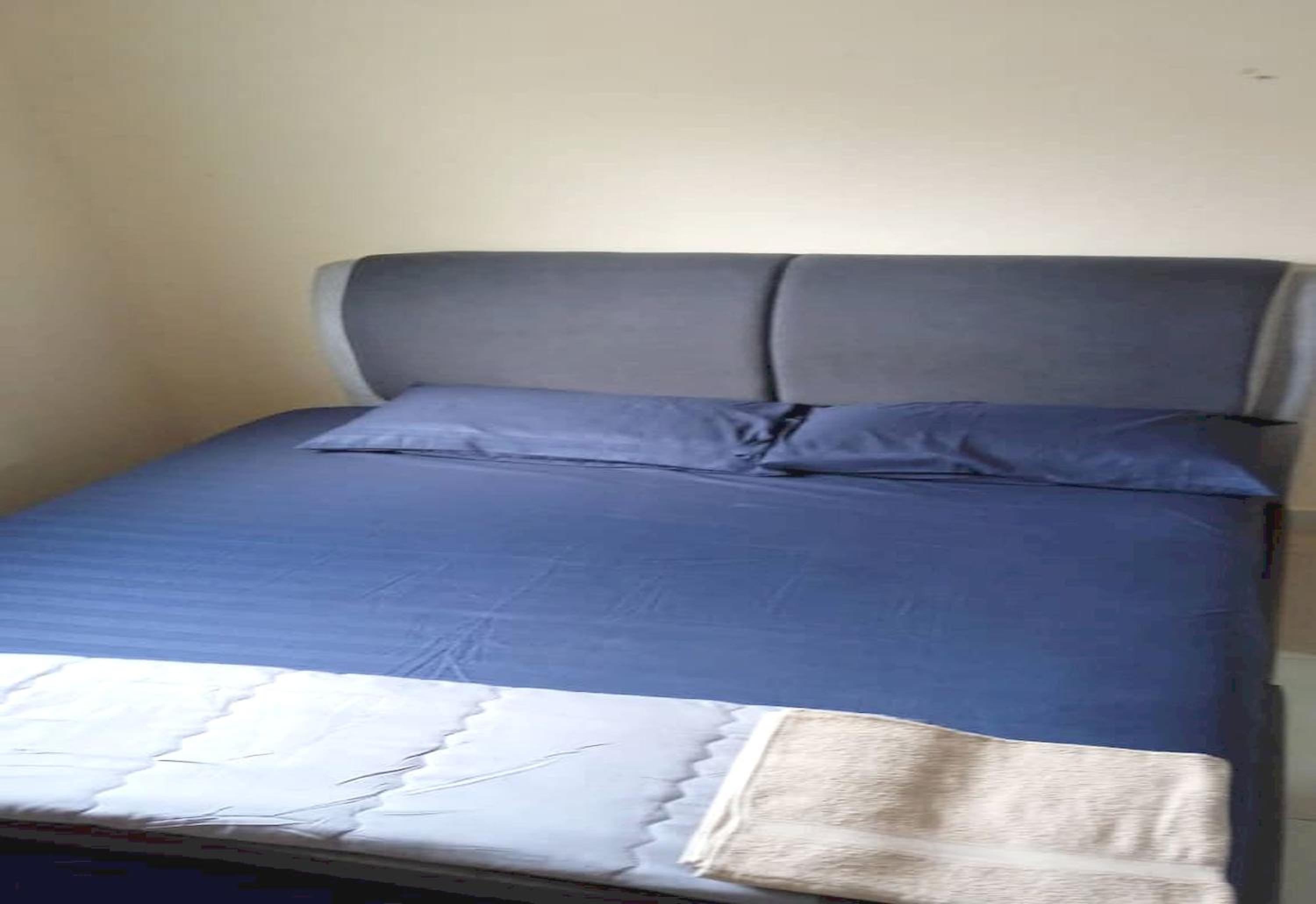 Double Room With Shared Bathroom photo 2