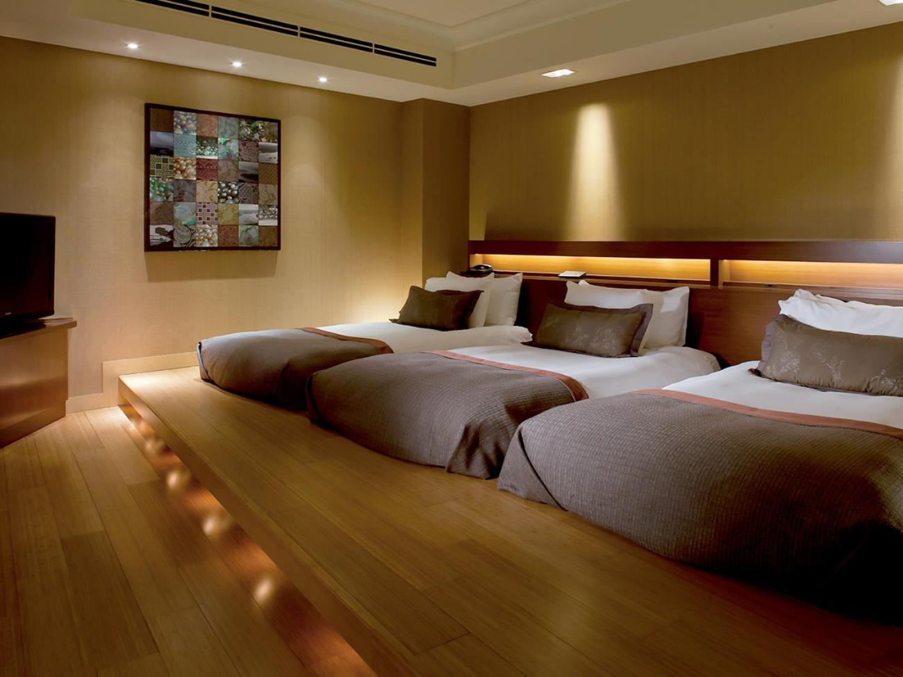 Futon Suite - Non-Smoking  - Photo 4