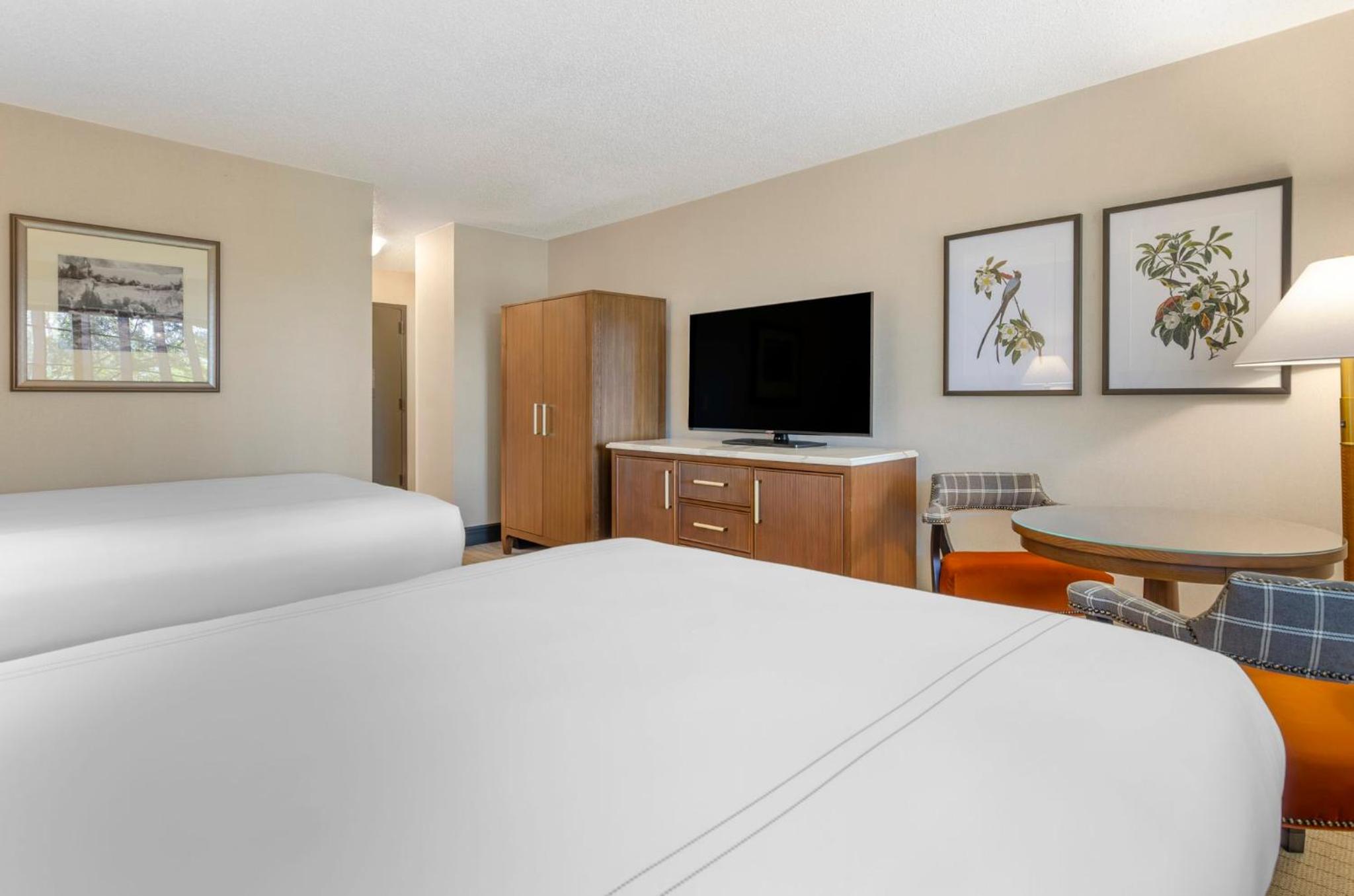 ADA Deluxe Room - 2 Double Beds photo 3