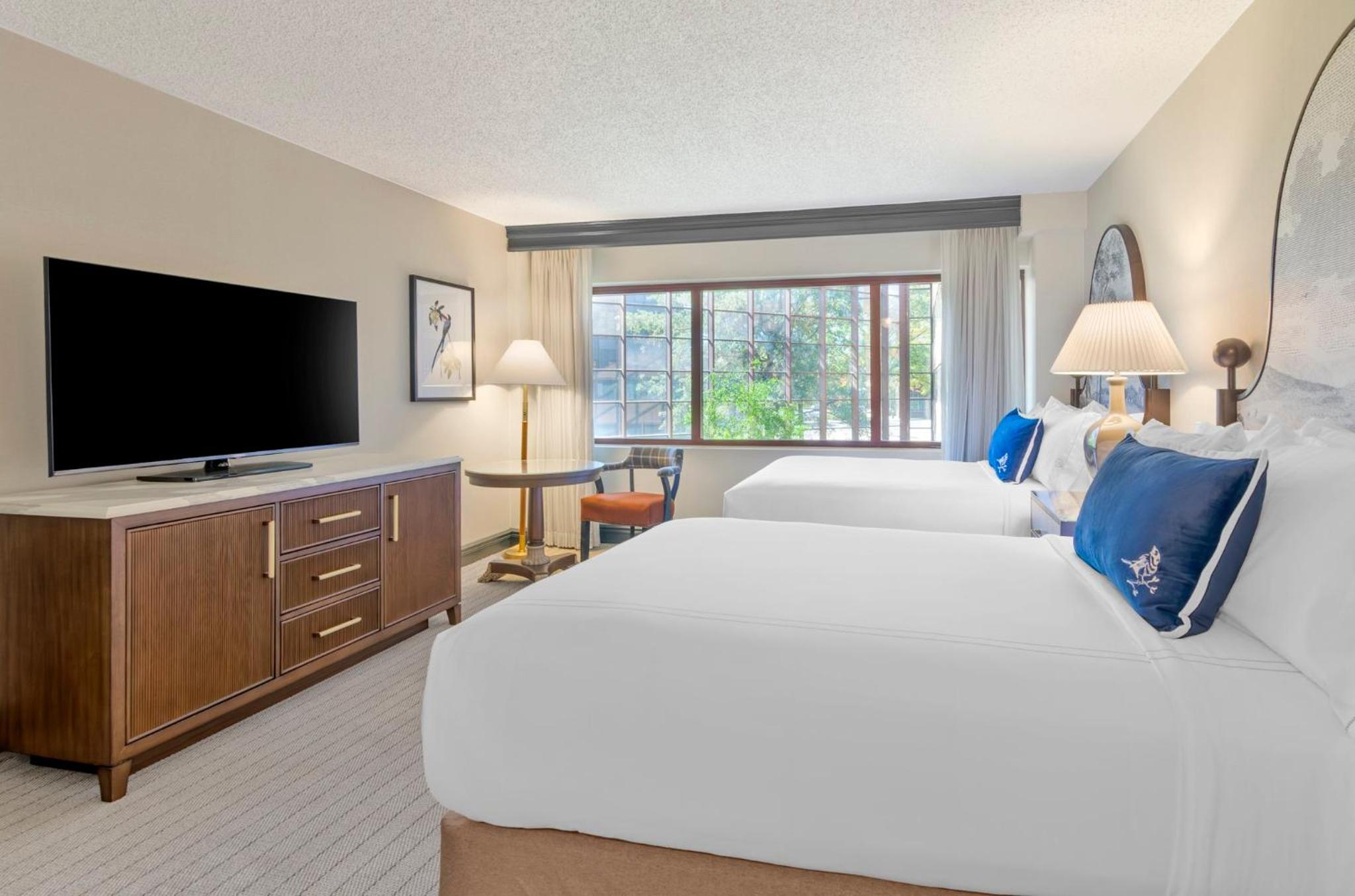 Deluxe Room 2 Queen Beds - Photo 5