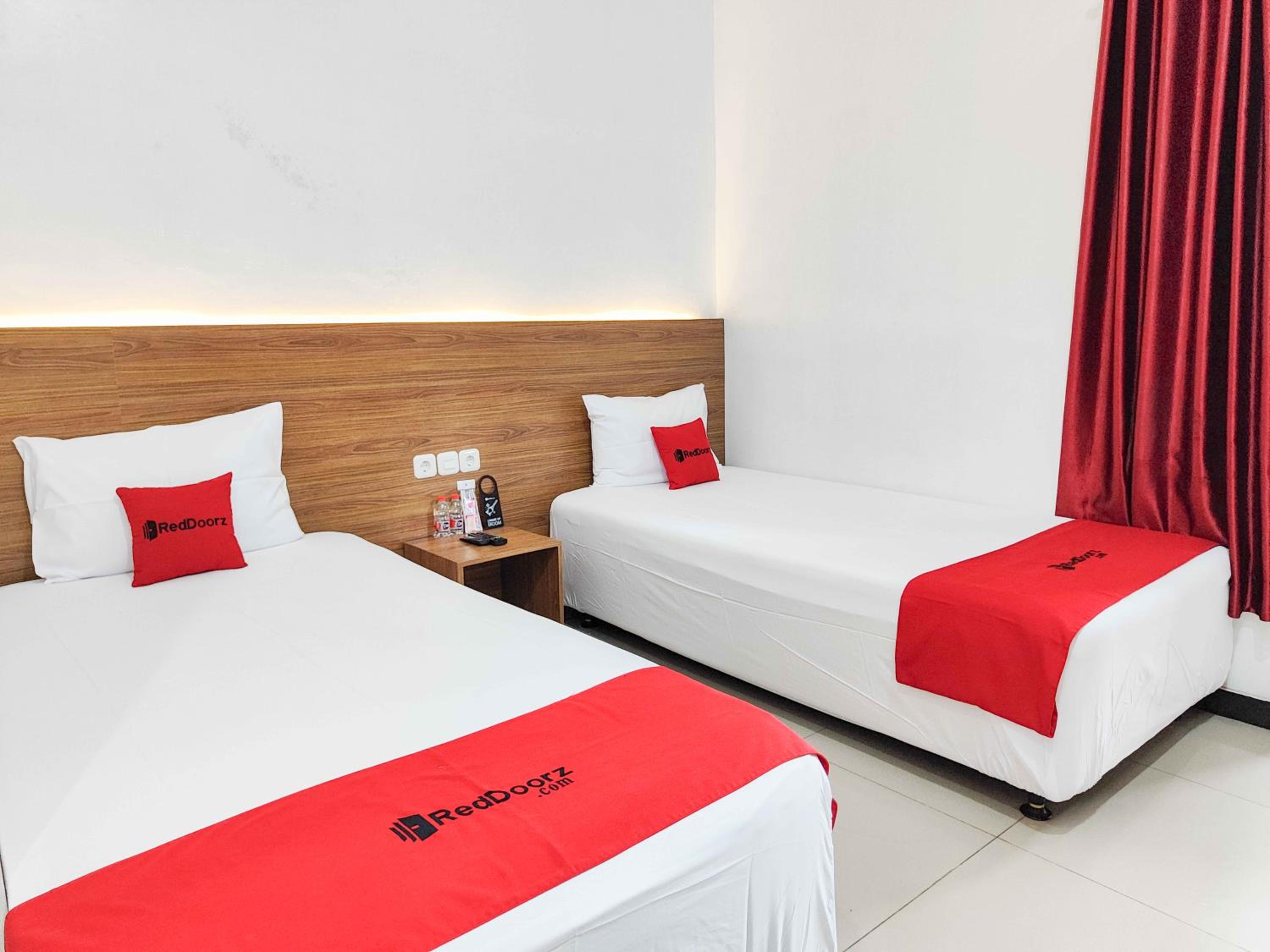 Twin Room - Photo 1
