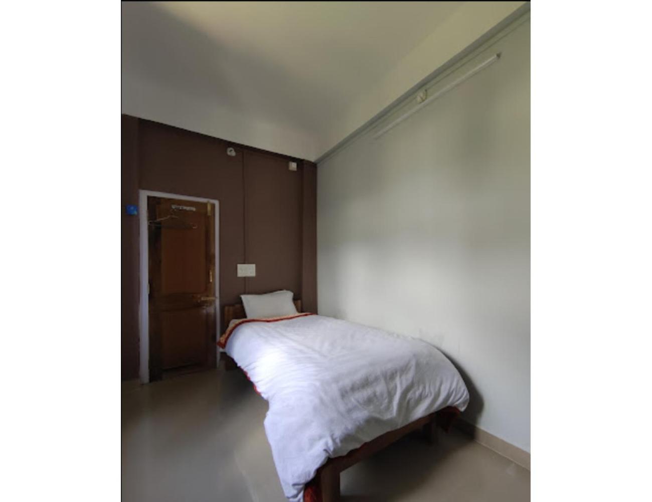 Single Room photo 3
