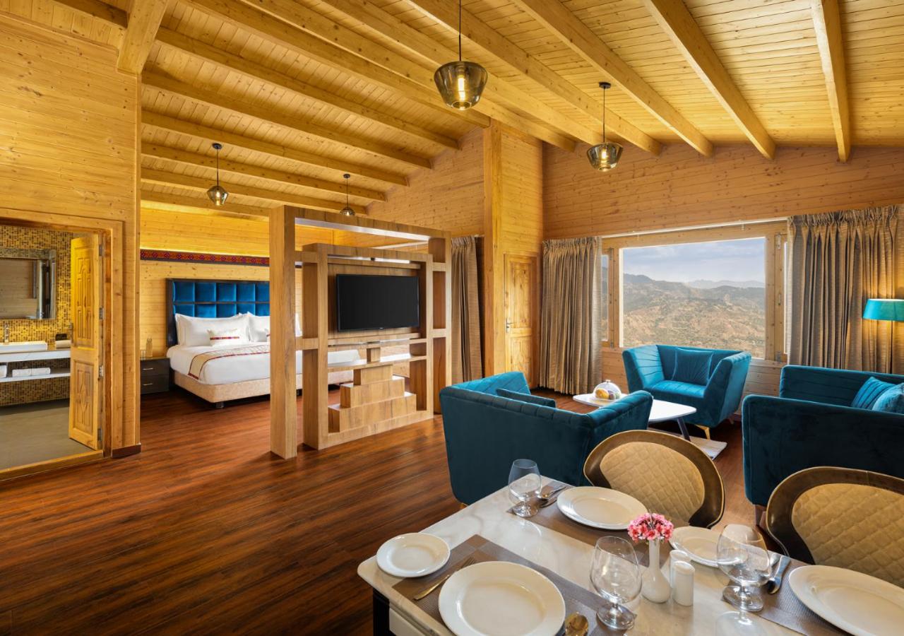 Villa Mountain View Suite with Private Balcony photo 1