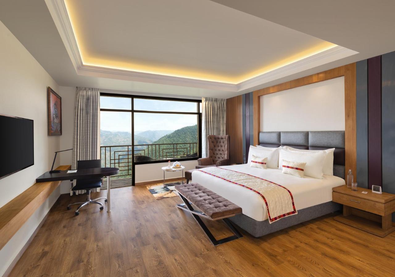 Deluxe Mountain View Room with Private Balcony photo 1