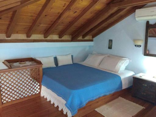 Euterpe Split Level Apartment Sea View (2-3 Adults)