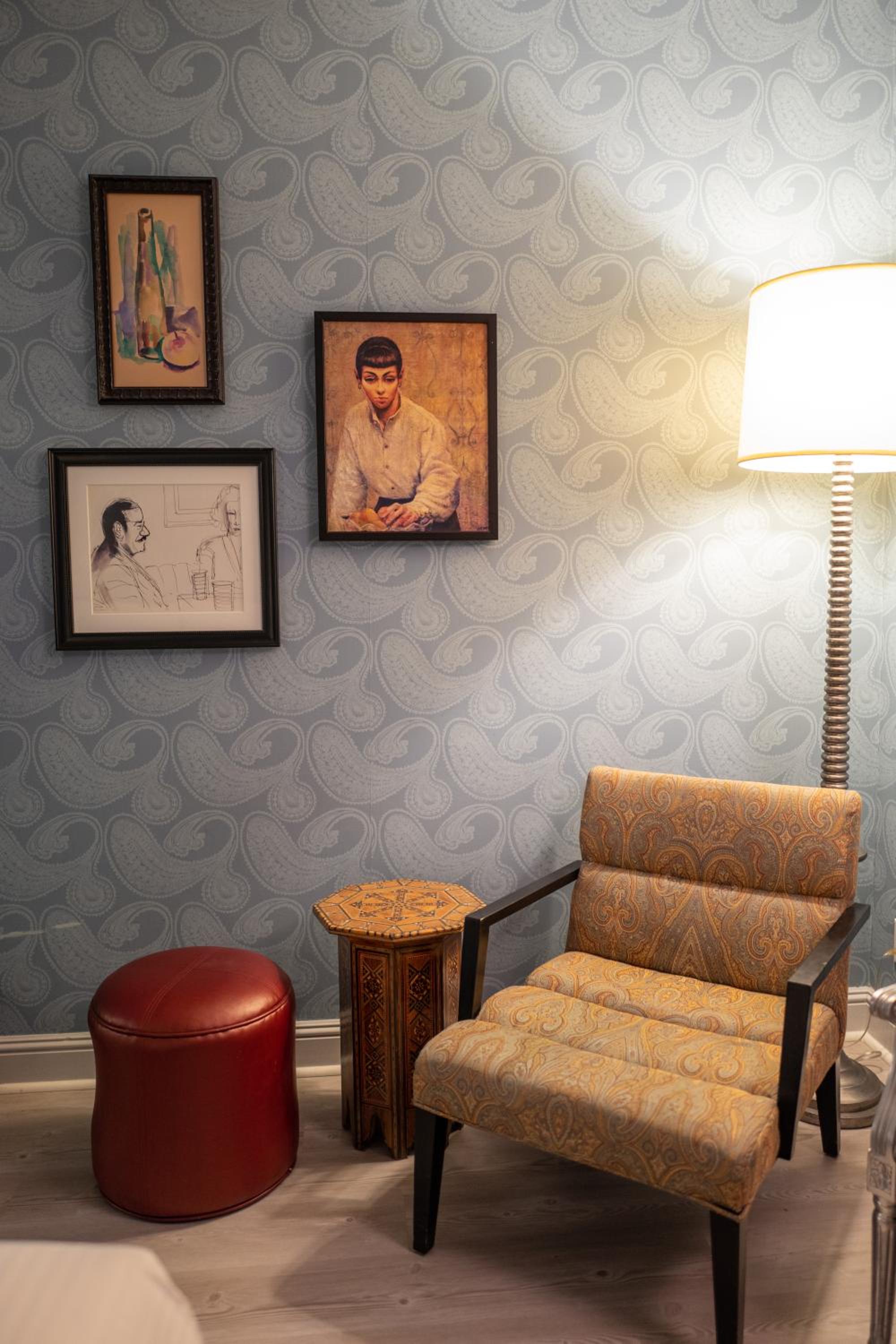 Standard King Room photo 1