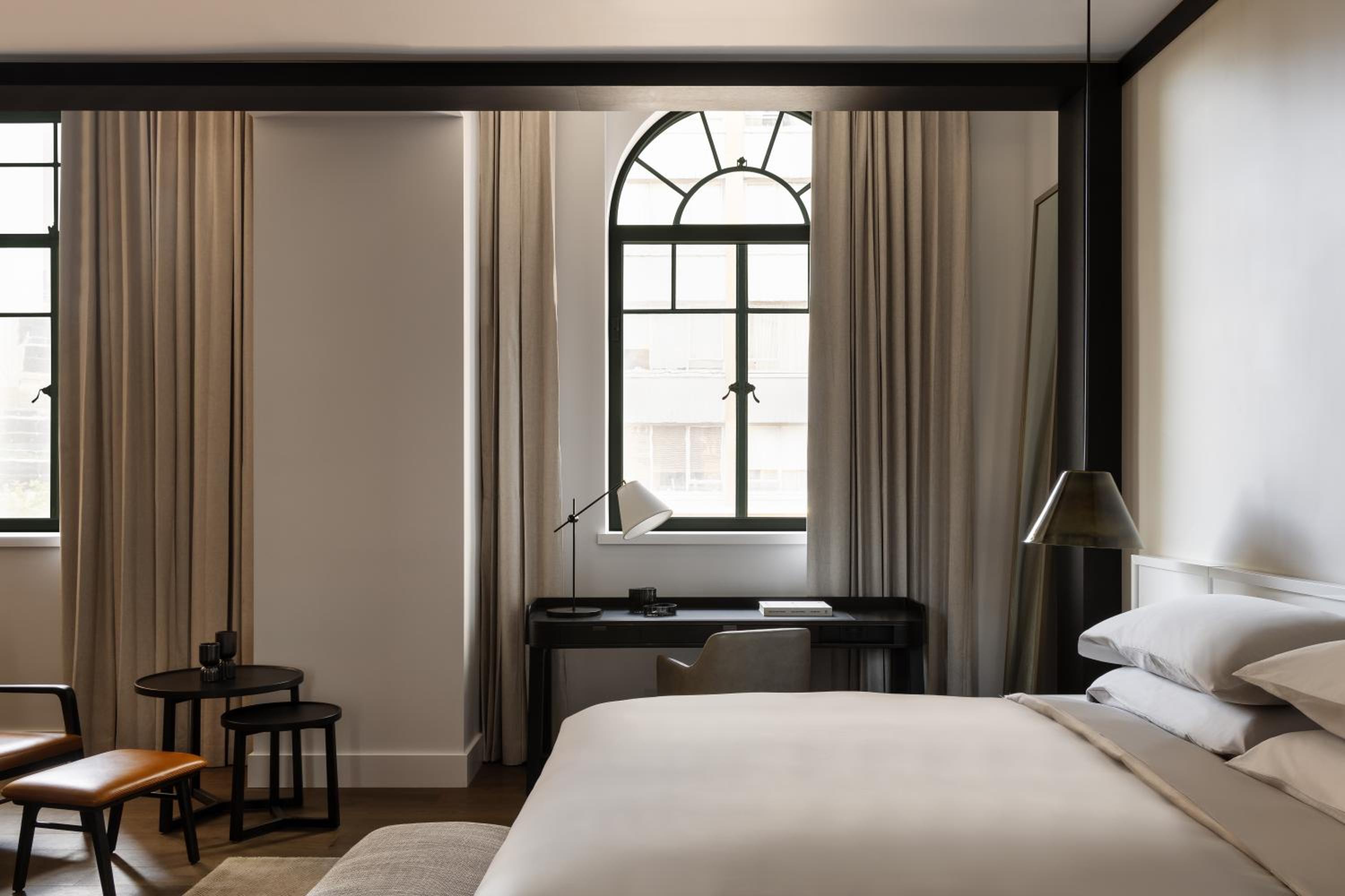 Premier King Room