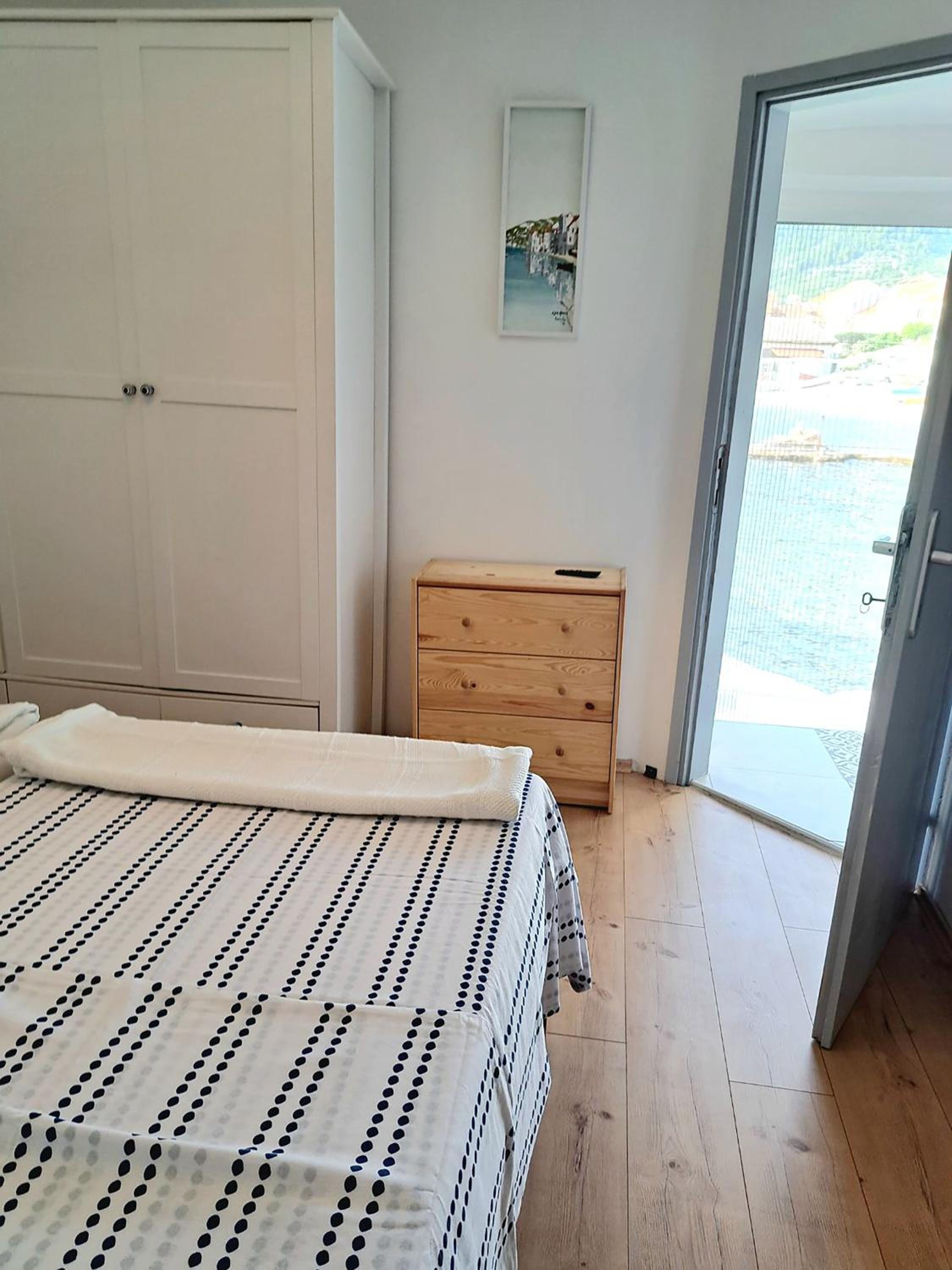 Four-Bedroom House photo 1