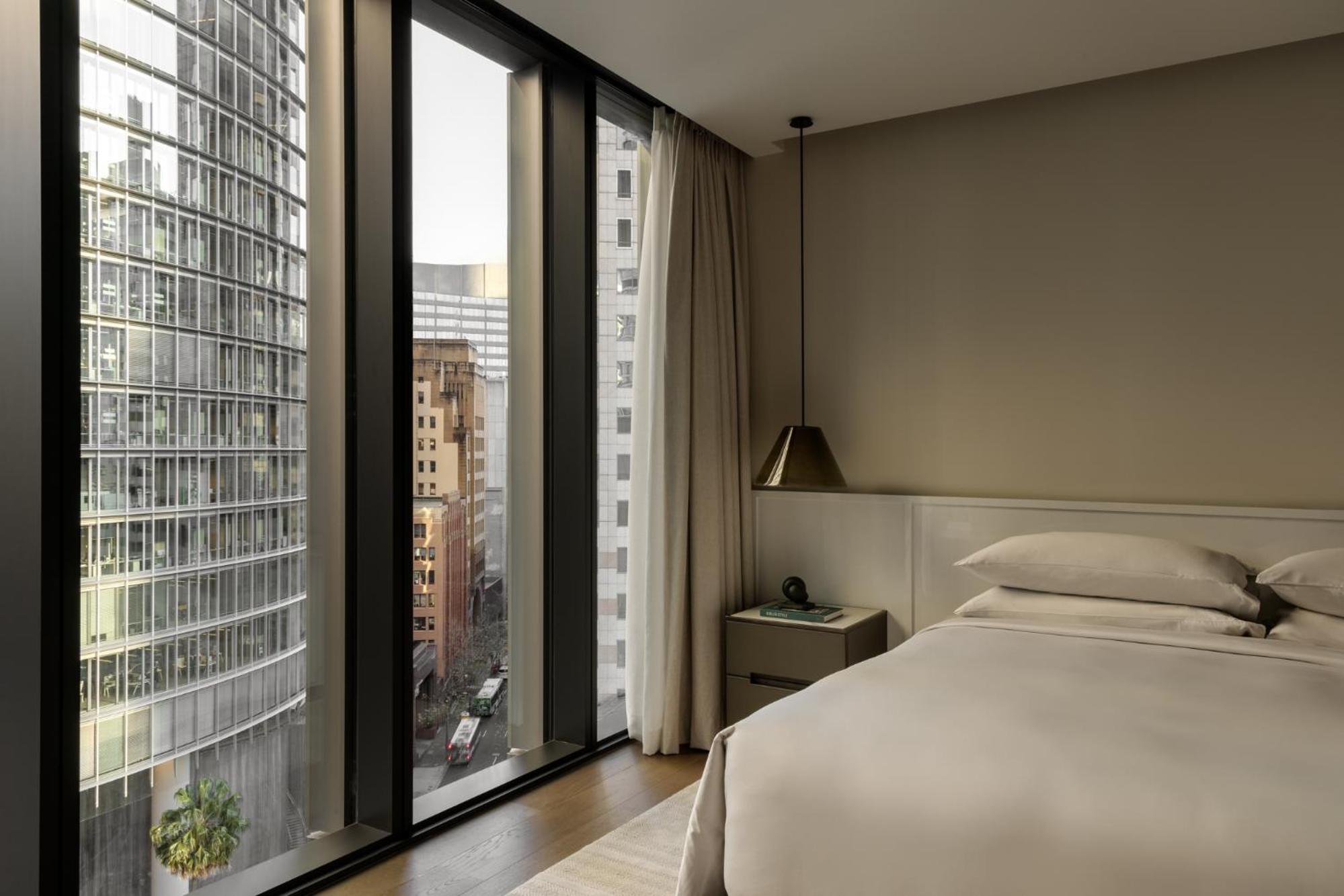 Skyline King Suite