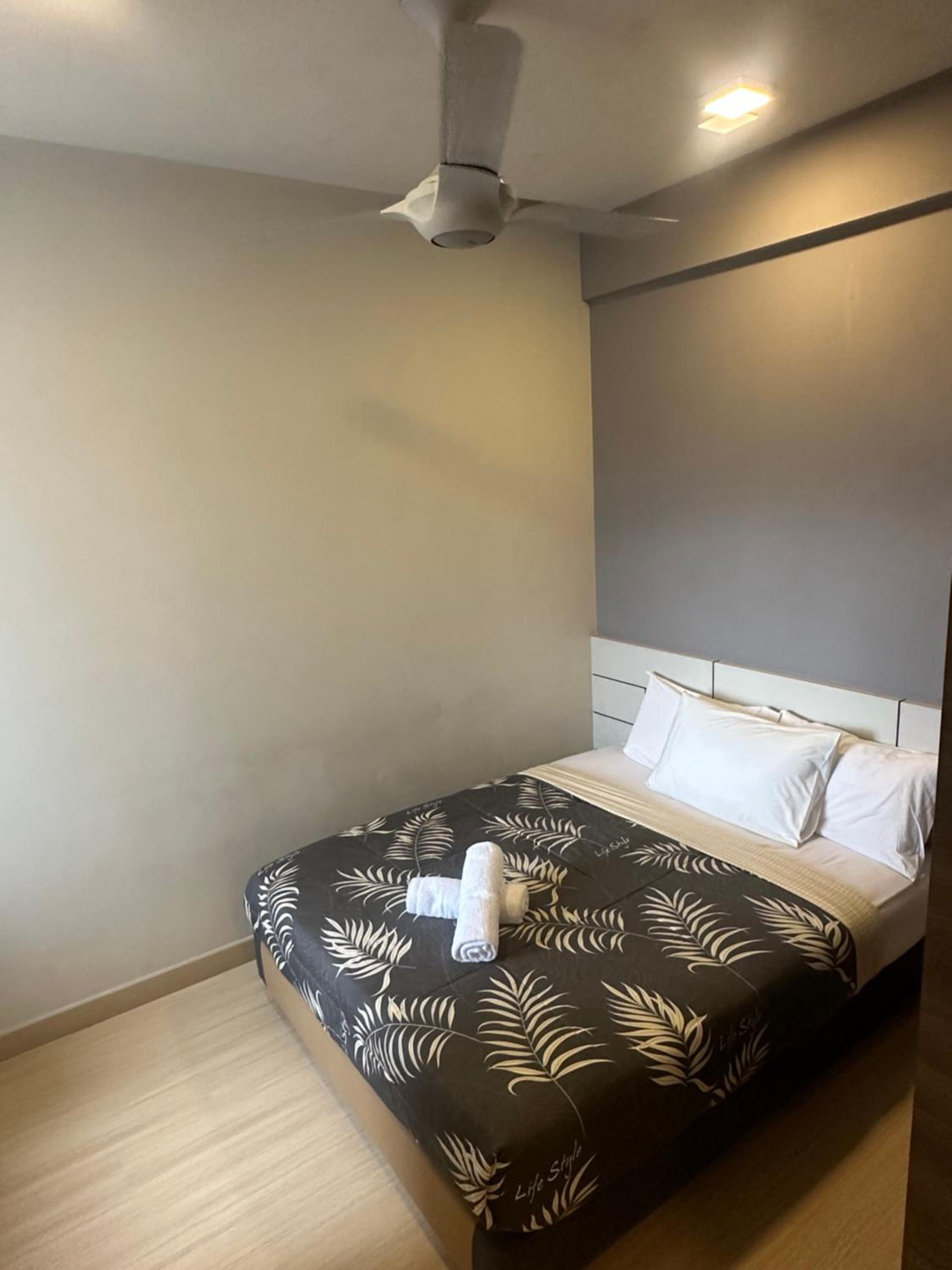 带阳台的公寓