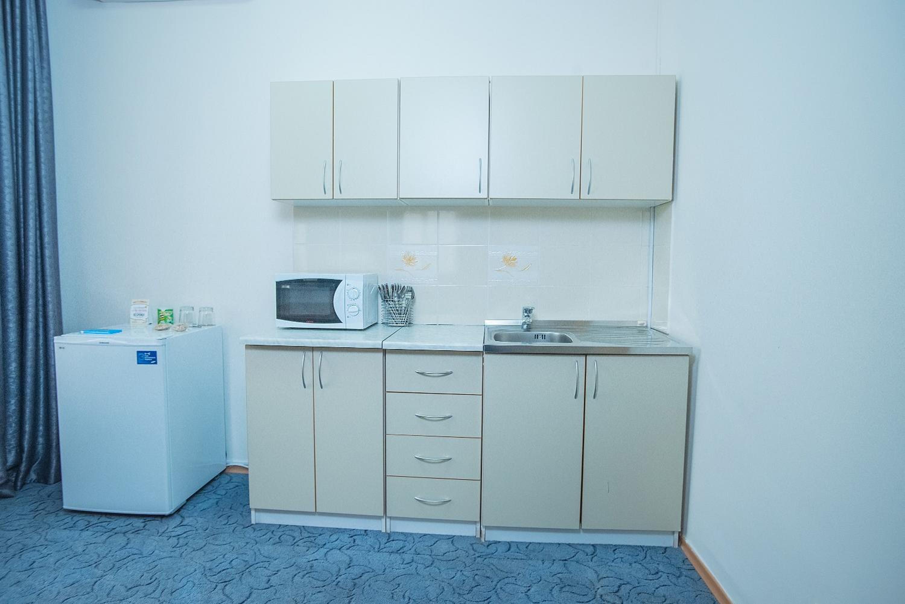Apartment photo 2