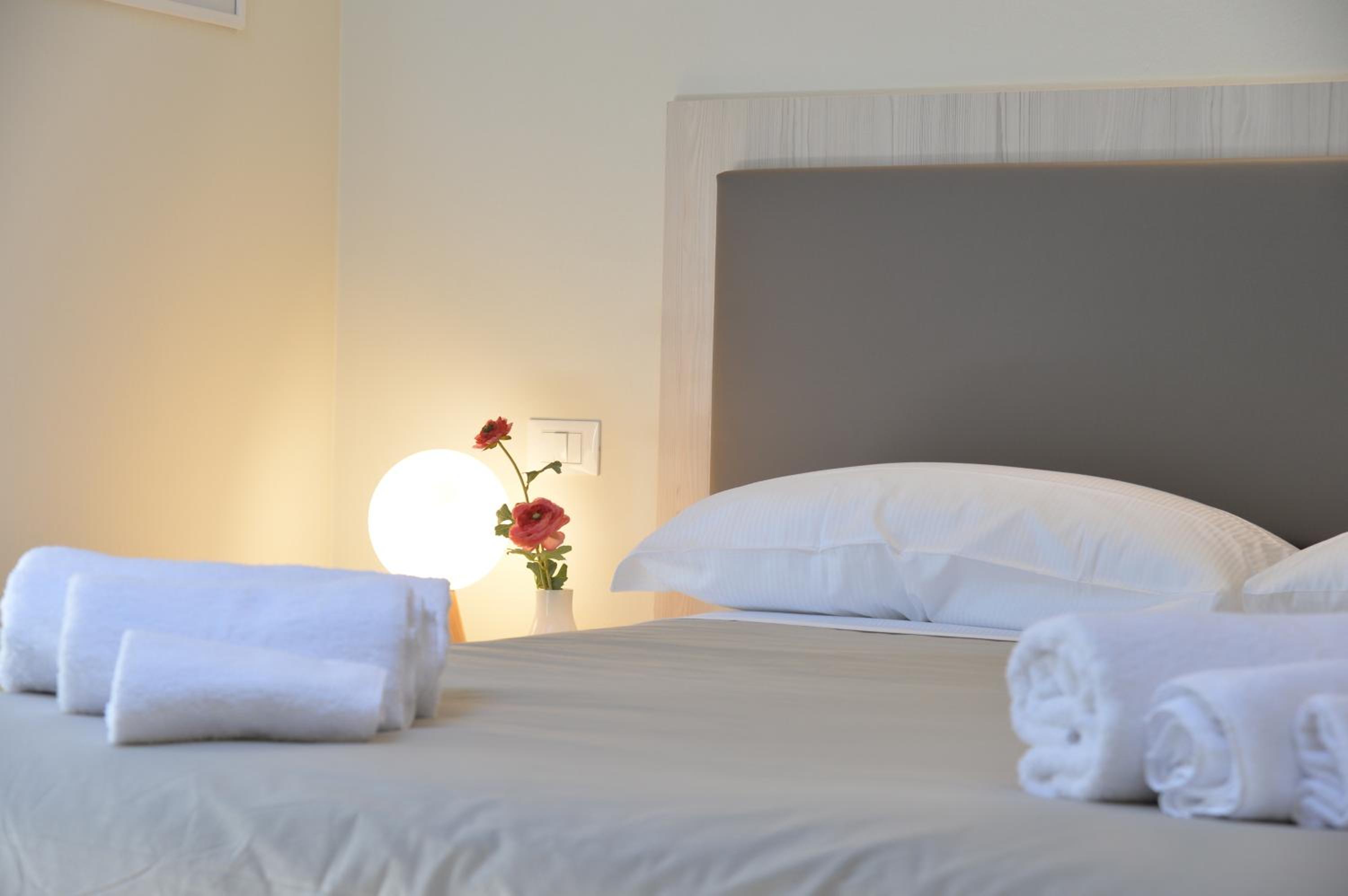 Double or Twin Room - Disability Access photo 2