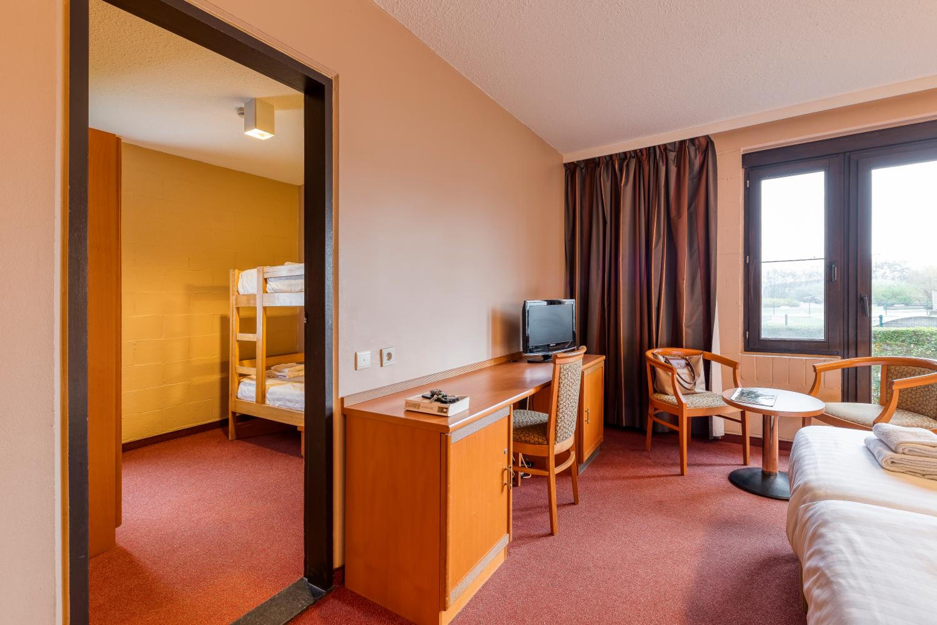 Standard Quadruple Room photo 3