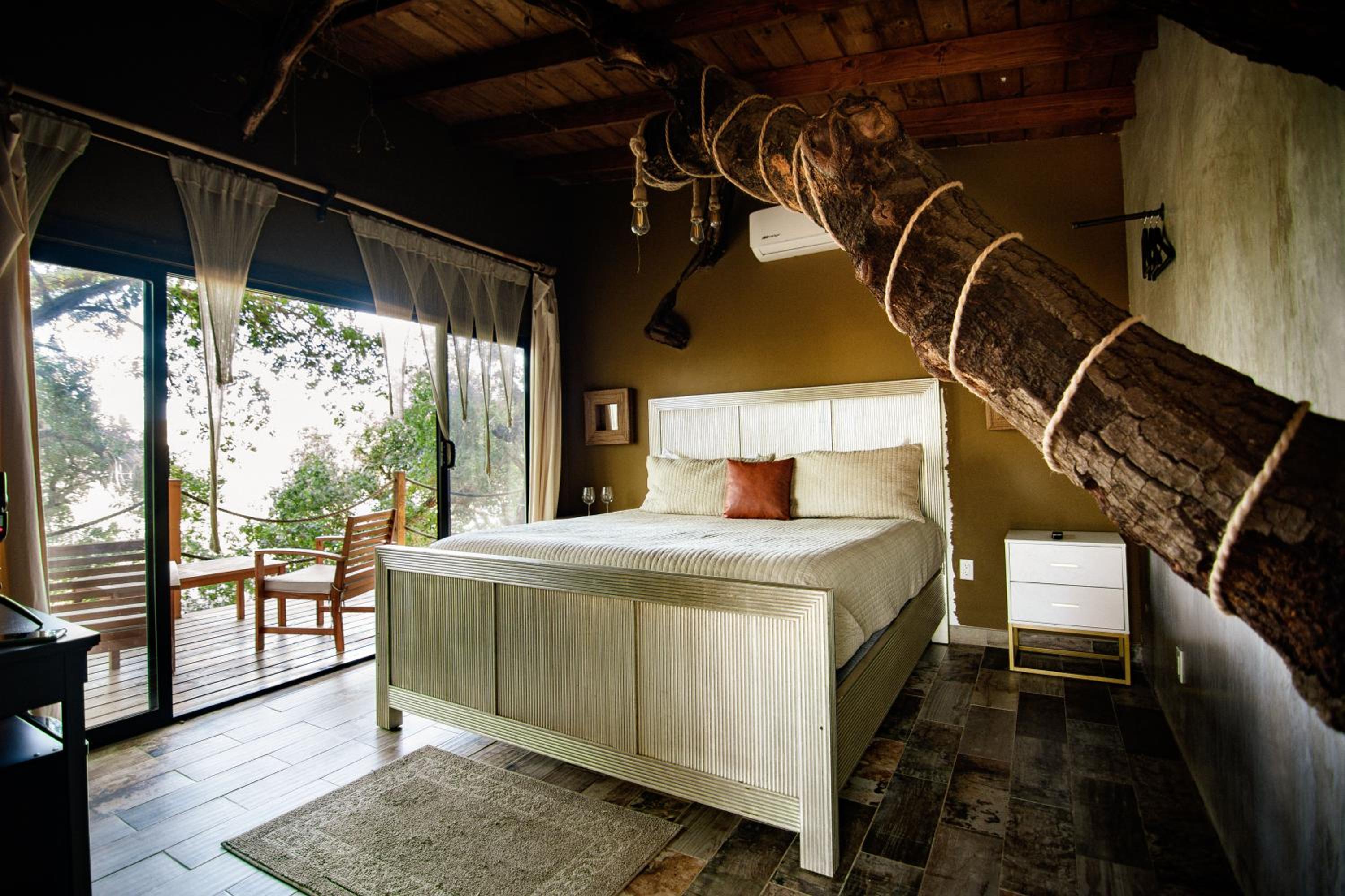 King Room with Balcony
