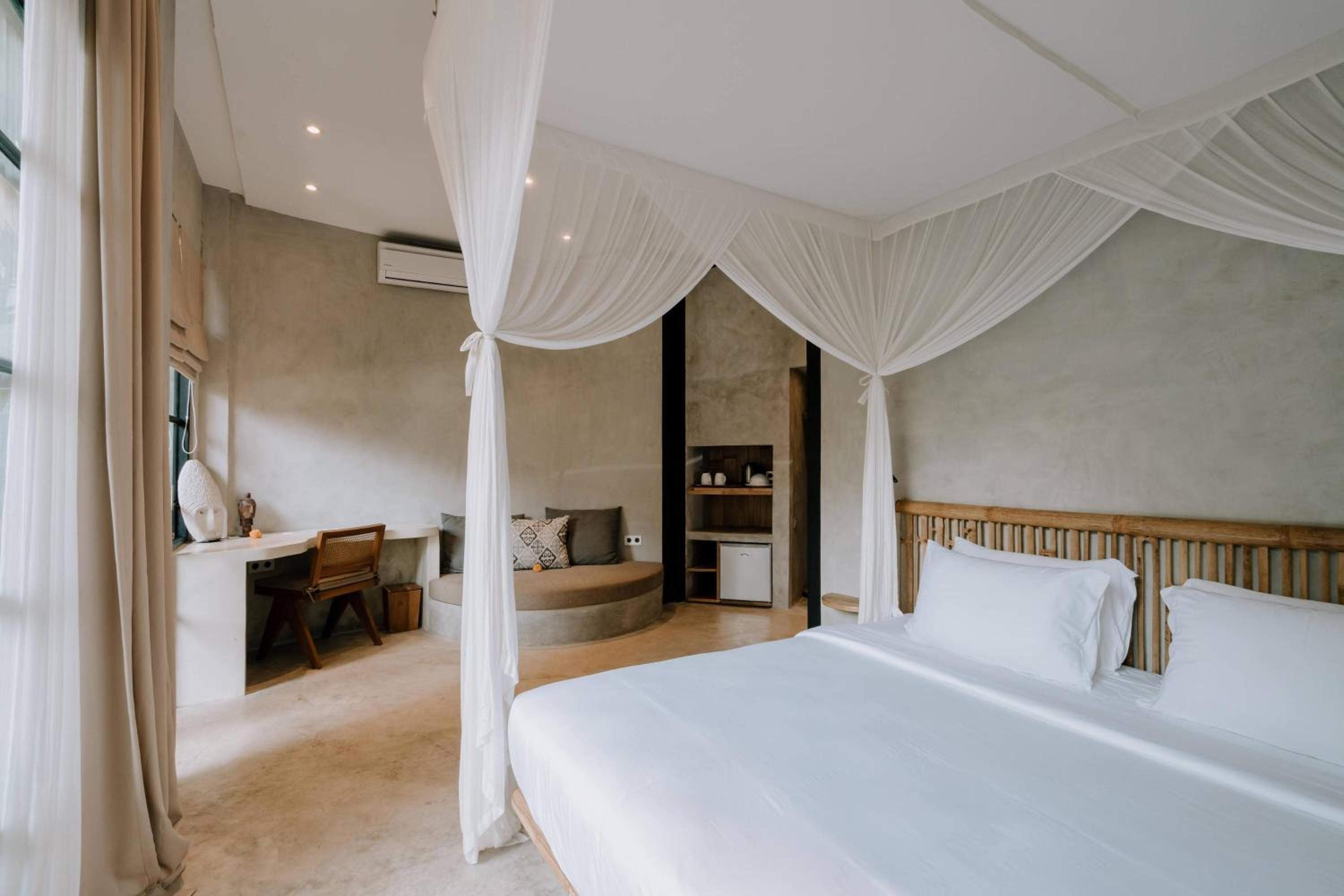 Deluxe Bamboo Room